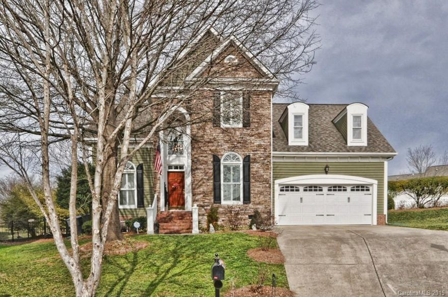 Look no further! Beautifully updated home on cul de sac!  Kitchen w granite & SS appliances, double ovens, big breakfast area. Separate formal DR. Two story Great Rm w gas FP, Master BR w vaulted ceiling on main, MBath  w marble floors, new fixtures. Walk in closet.  Screened porch w cable & sound system. Deck and fenced yard.  Walk to pool!  New garage door, light fixtures, bathroom floors, gutter guards, french drain. Lots of molding throughout. Roof 2008.  1st Fl Hvac 2014. Schools! Location!