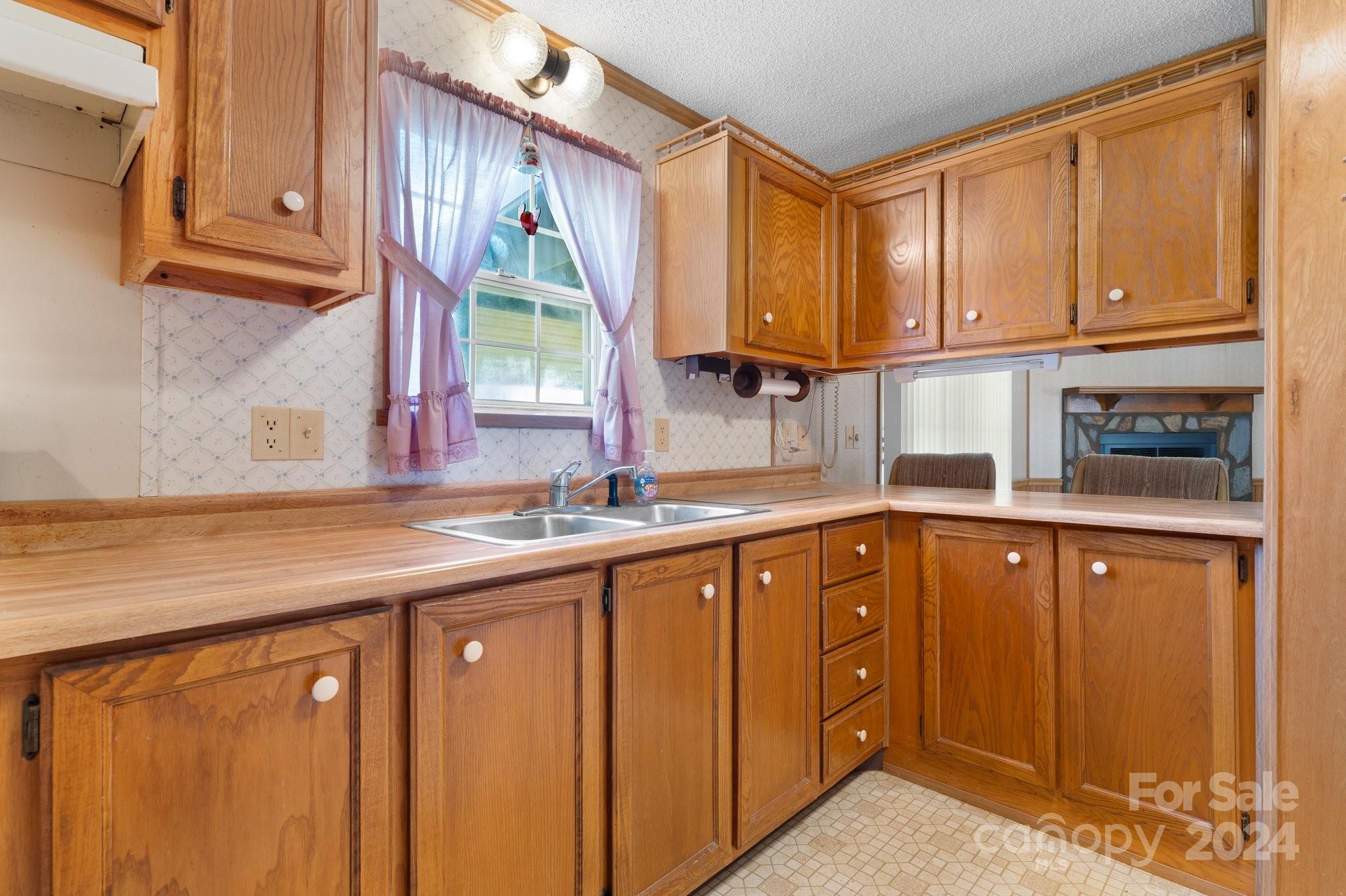 TRAIL WINDS - Residential