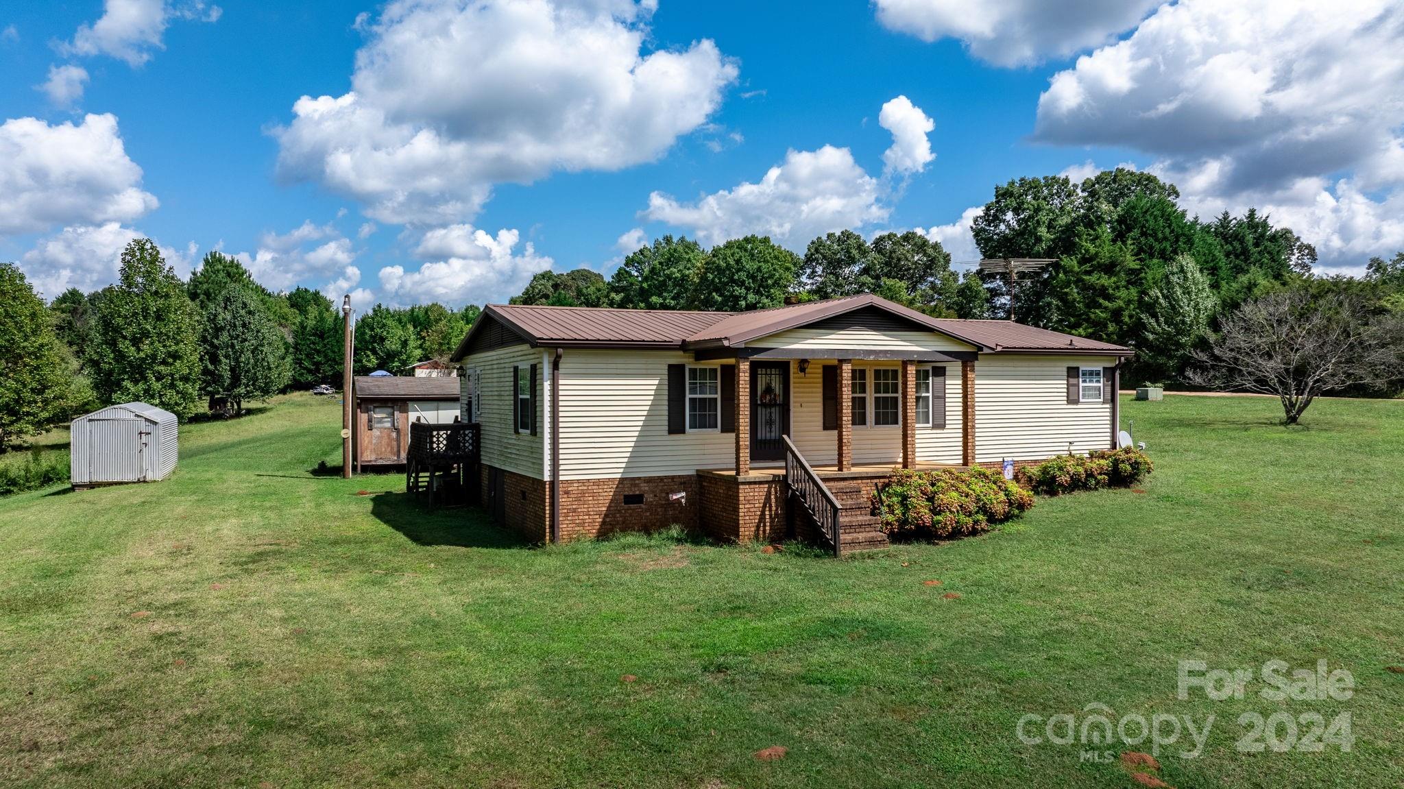 TRAIL WINDS - Residential