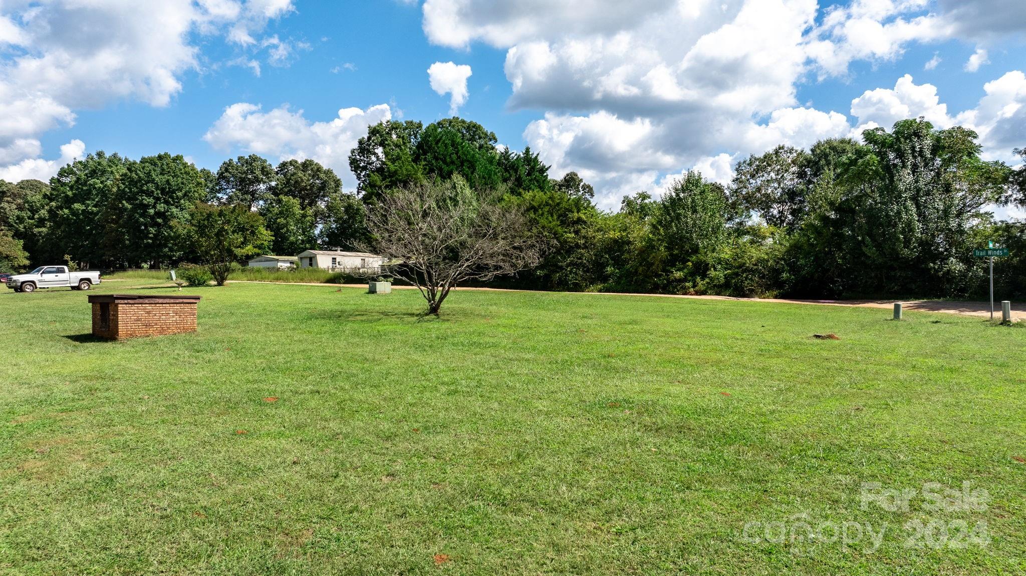 TRAIL WINDS - Residential