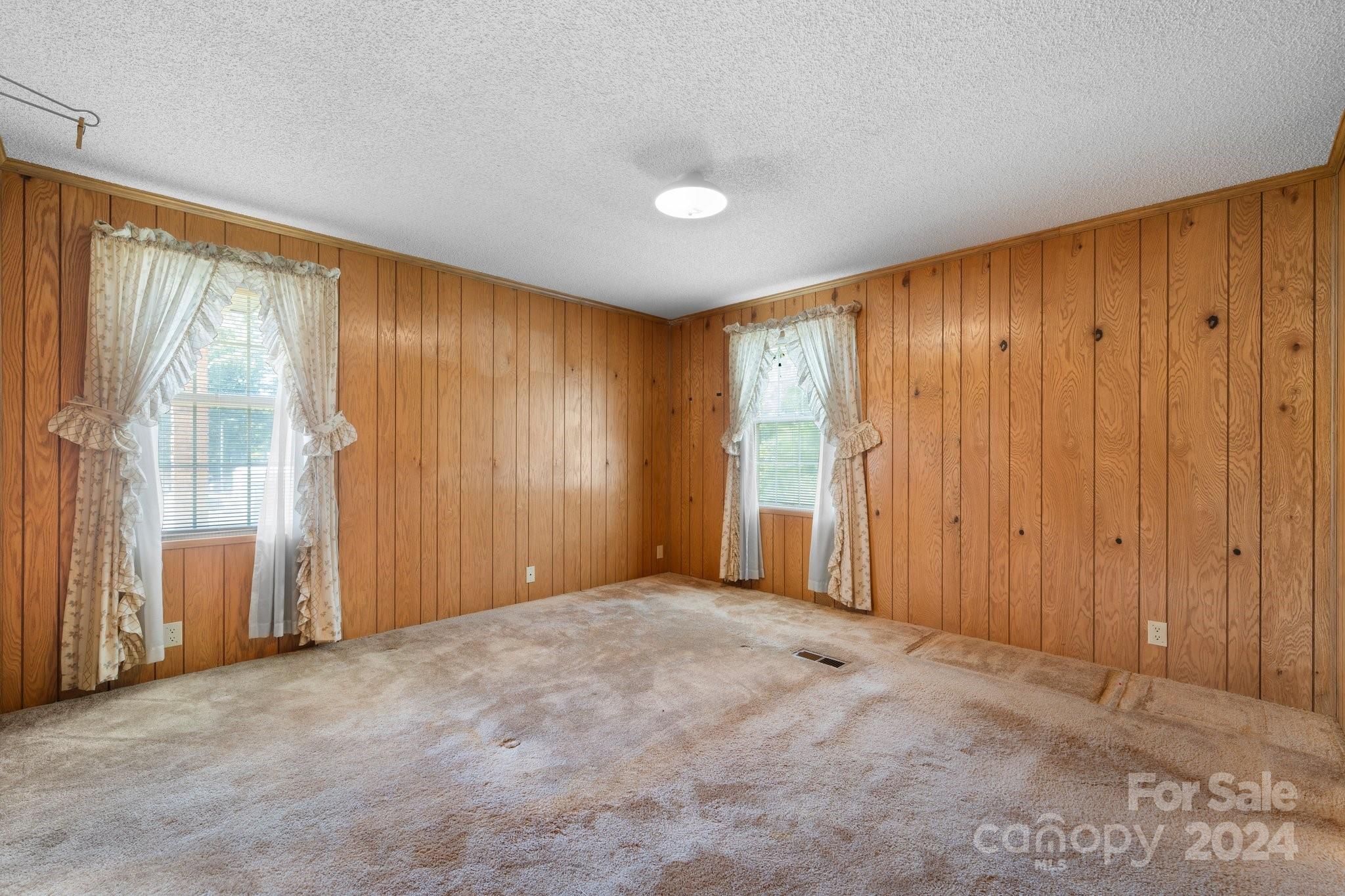 TRAIL WINDS - Residential