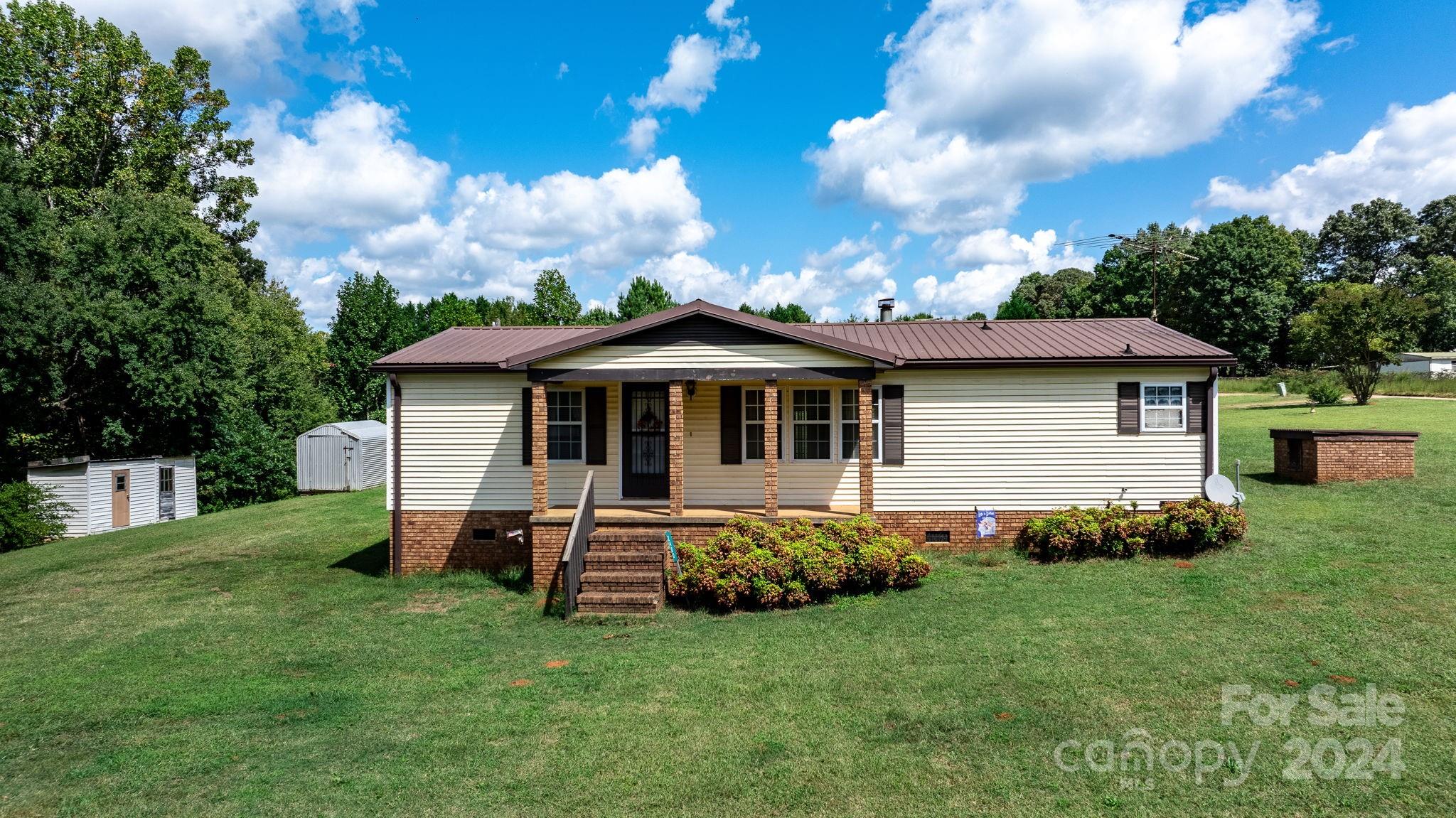 TRAIL WINDS - Residential