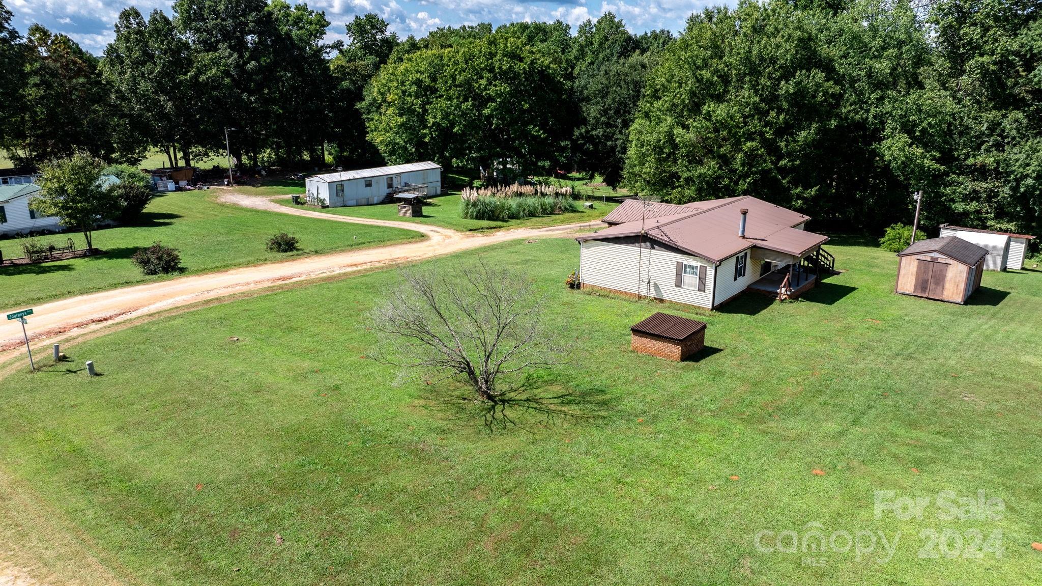 TRAIL WINDS - Residential