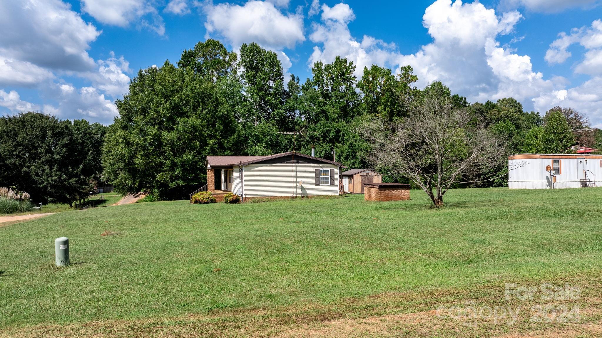 TRAIL WINDS - Residential