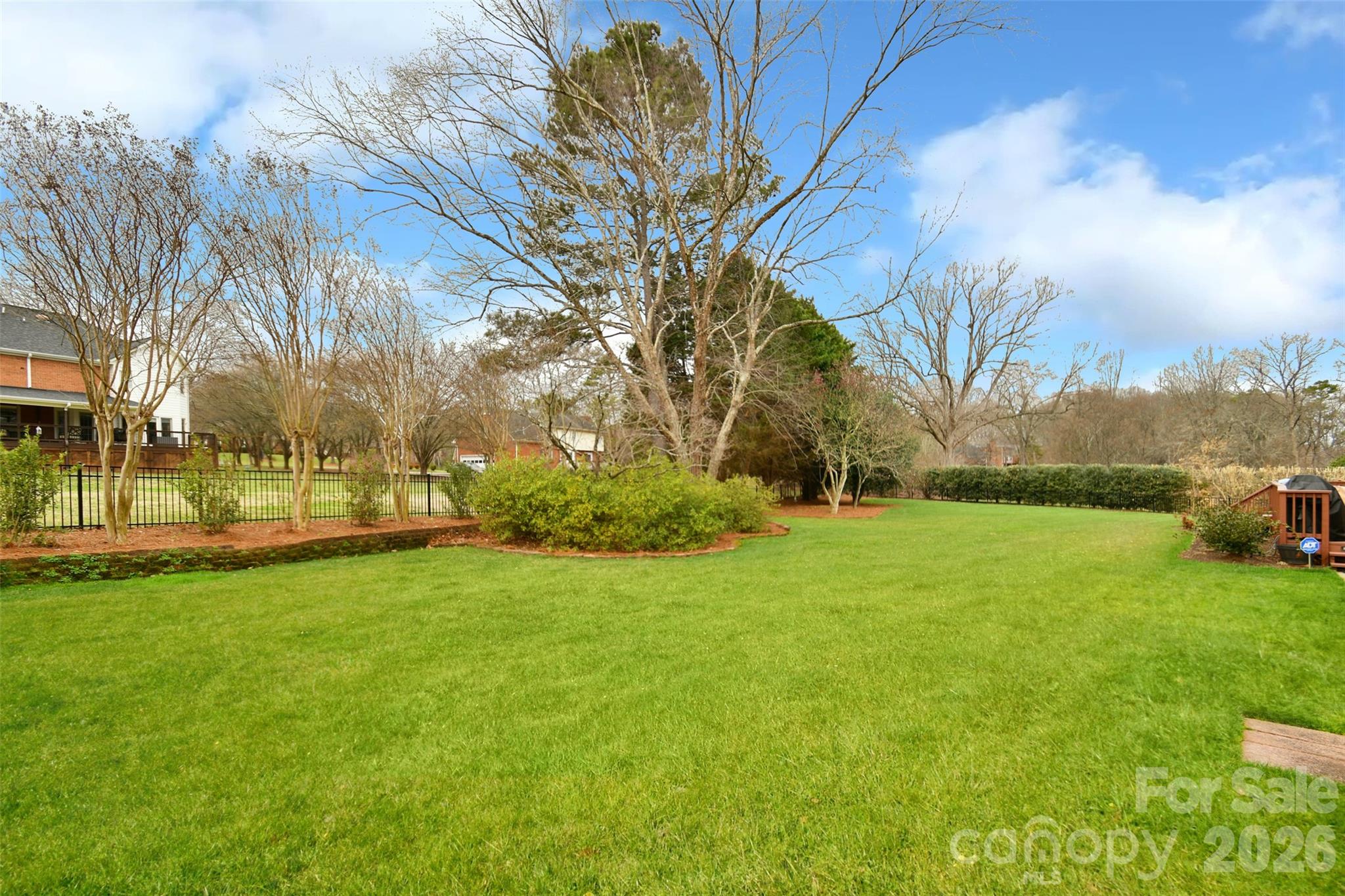 1398 Chalmers Court NW