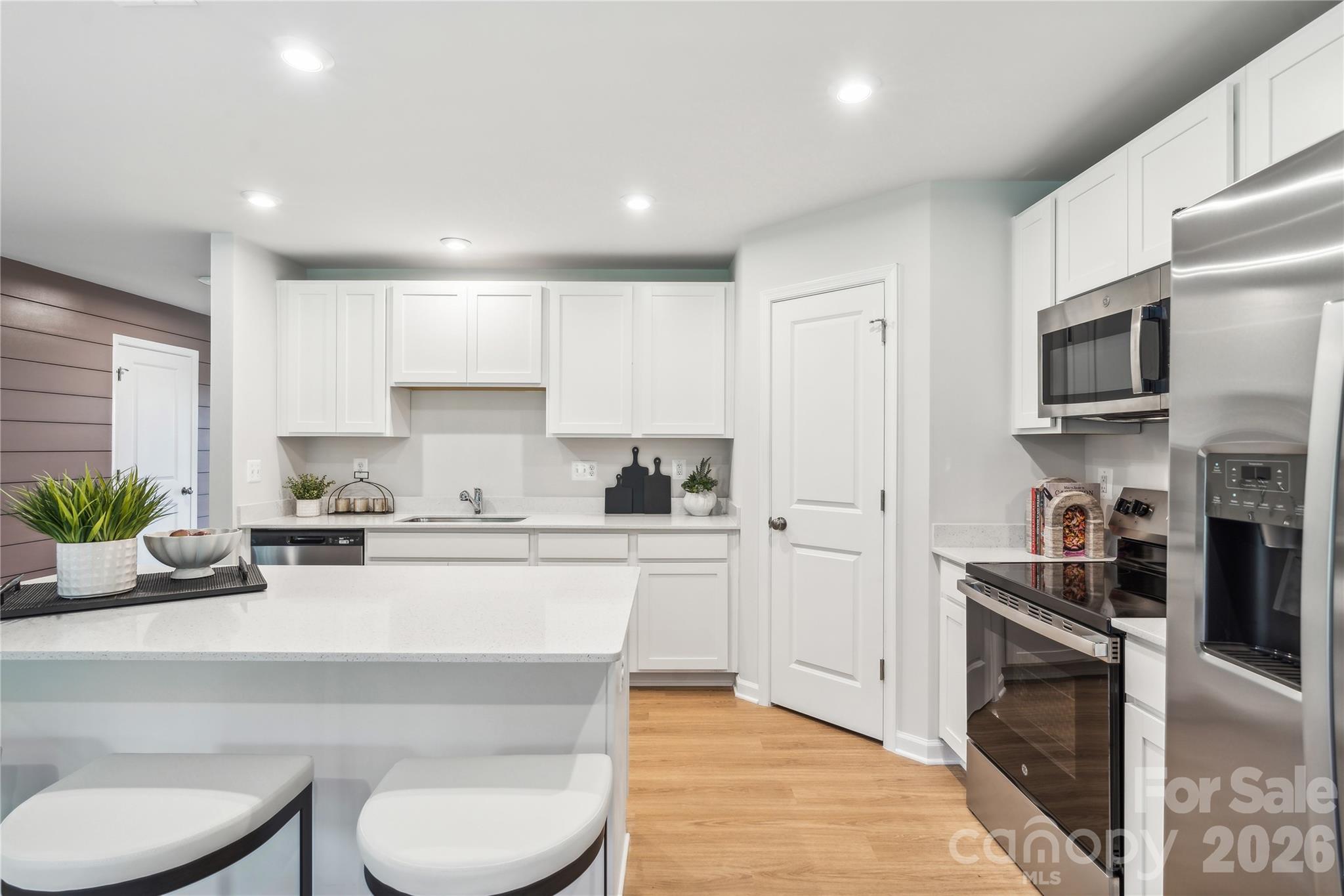 The Retreat at Laurelbrook - Residential