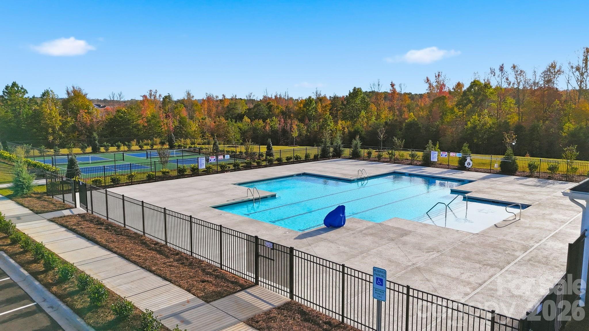 The Retreat at Laurelbrook - Residential