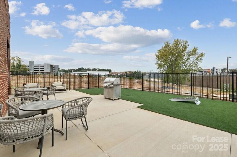 Charlotte, North Carolina 28213, United States, 3 Bedrooms Bedrooms, ,4 BathroomsBathrooms,Residential,Active,229725