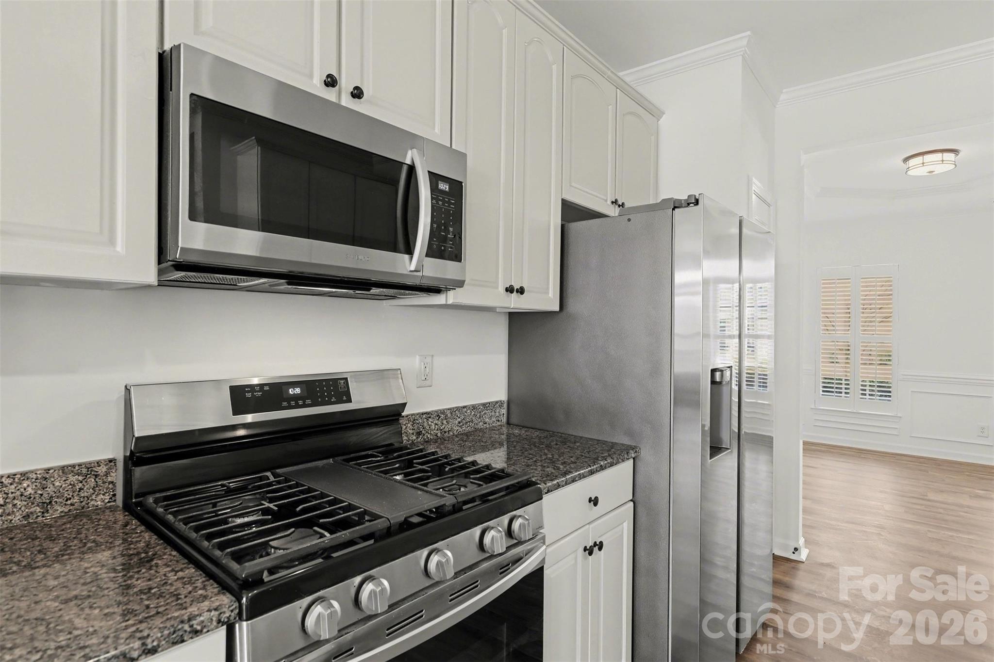 4043 Holly Villa Circle