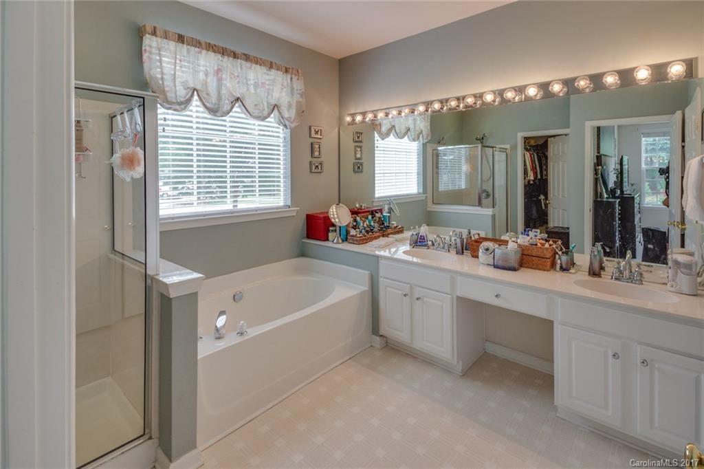 Victoria Bay - Residential