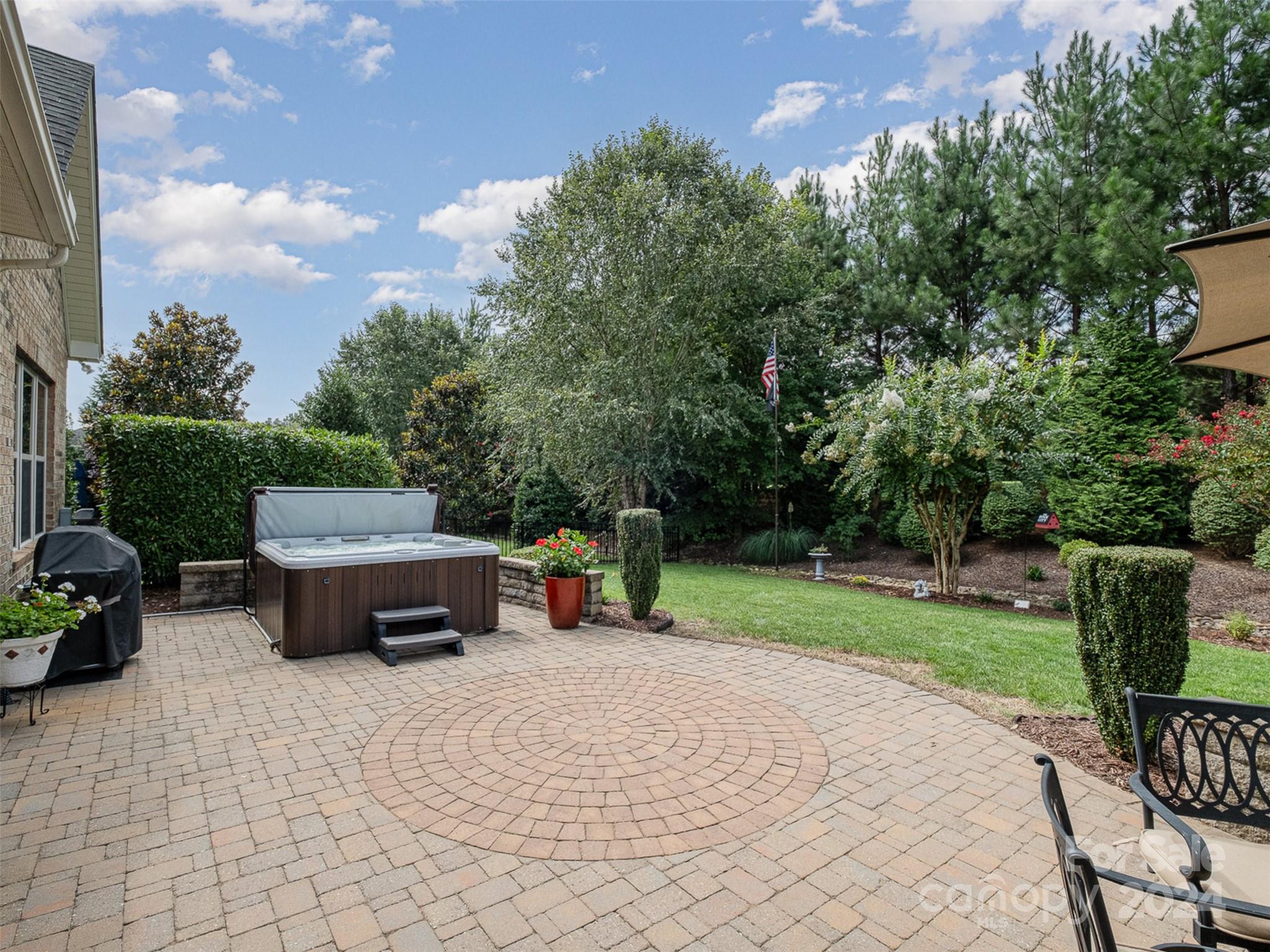 Barber Rock - Residential