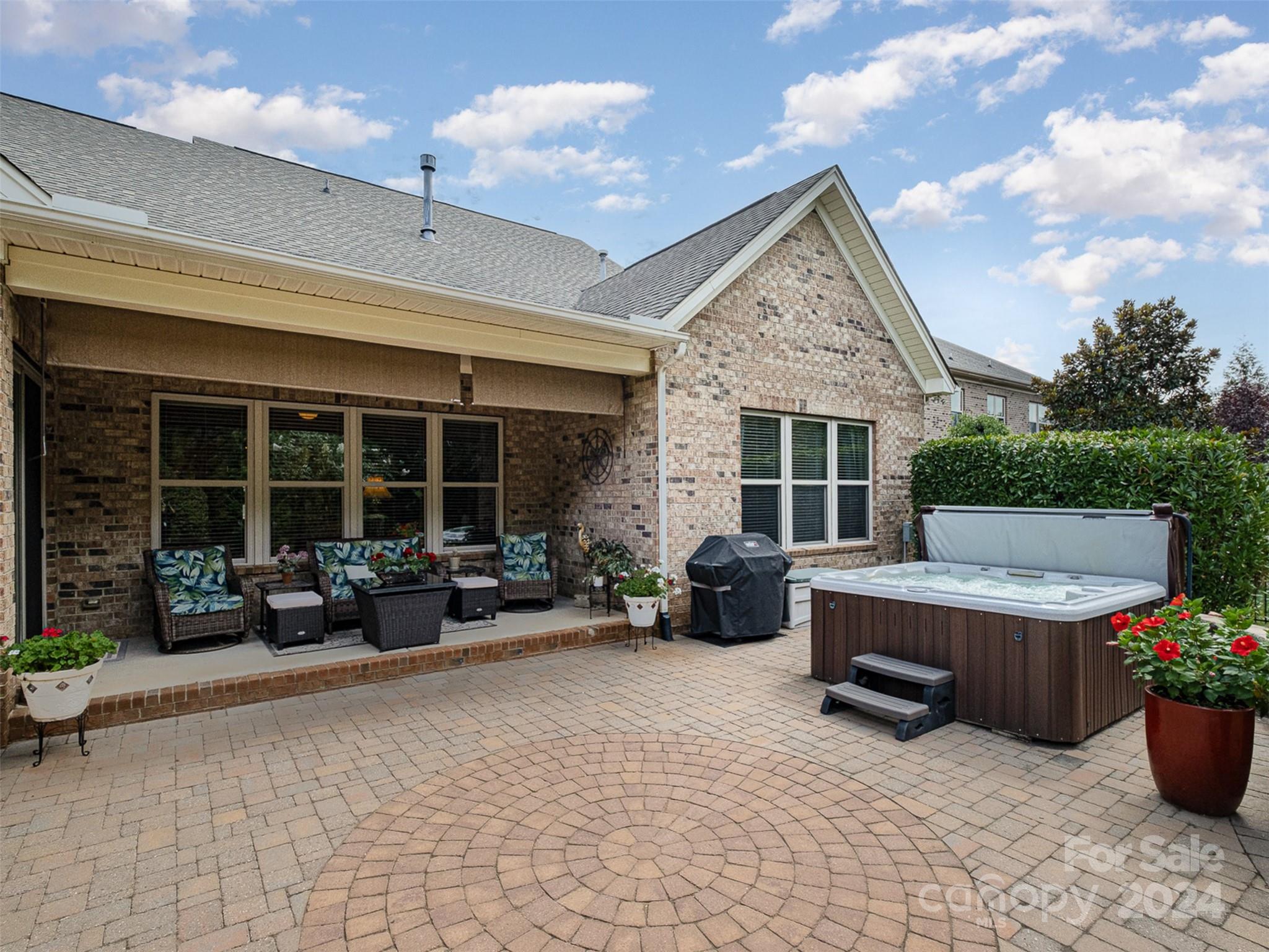 Barber Rock - Residential