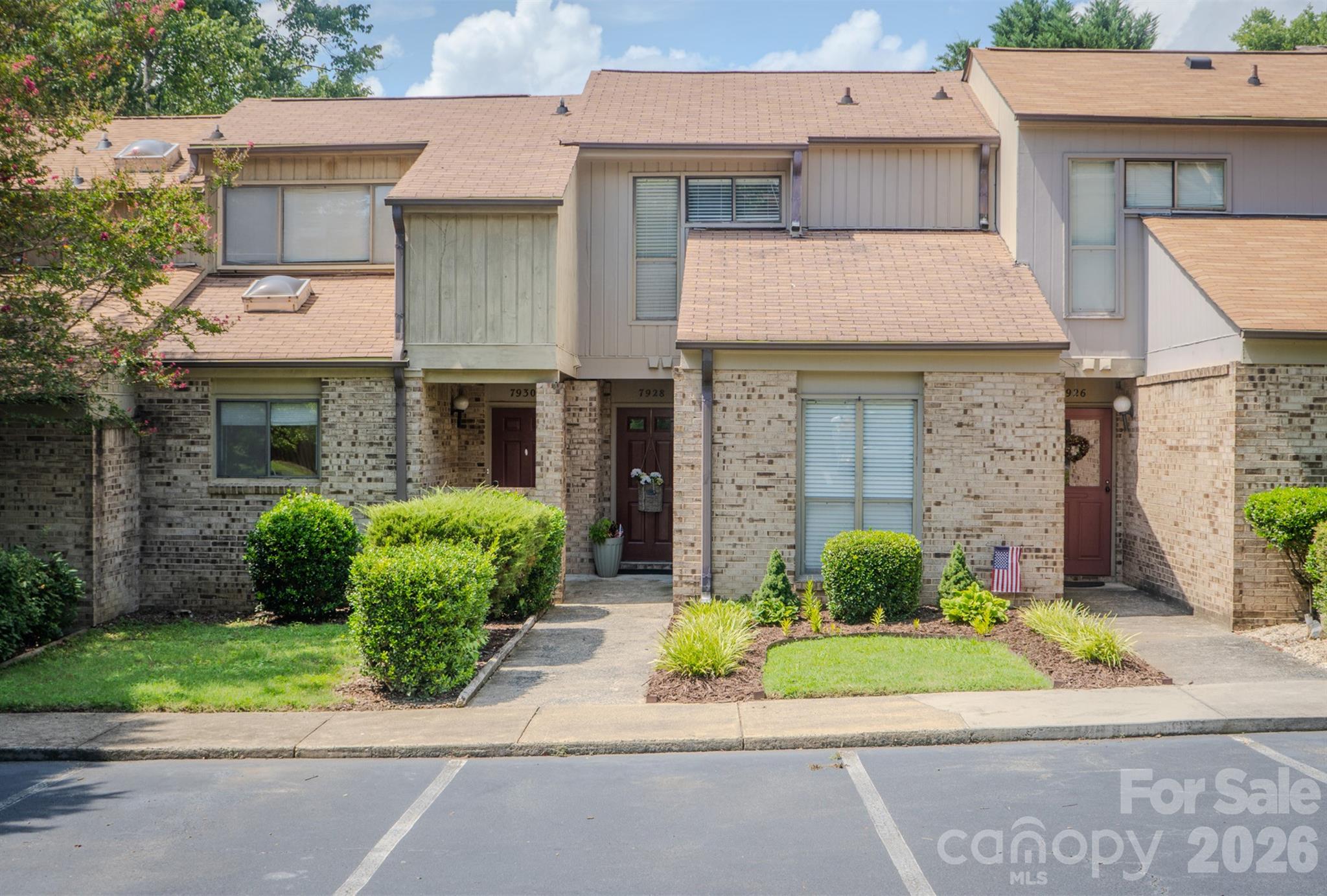 7928 Charter Oak Lane