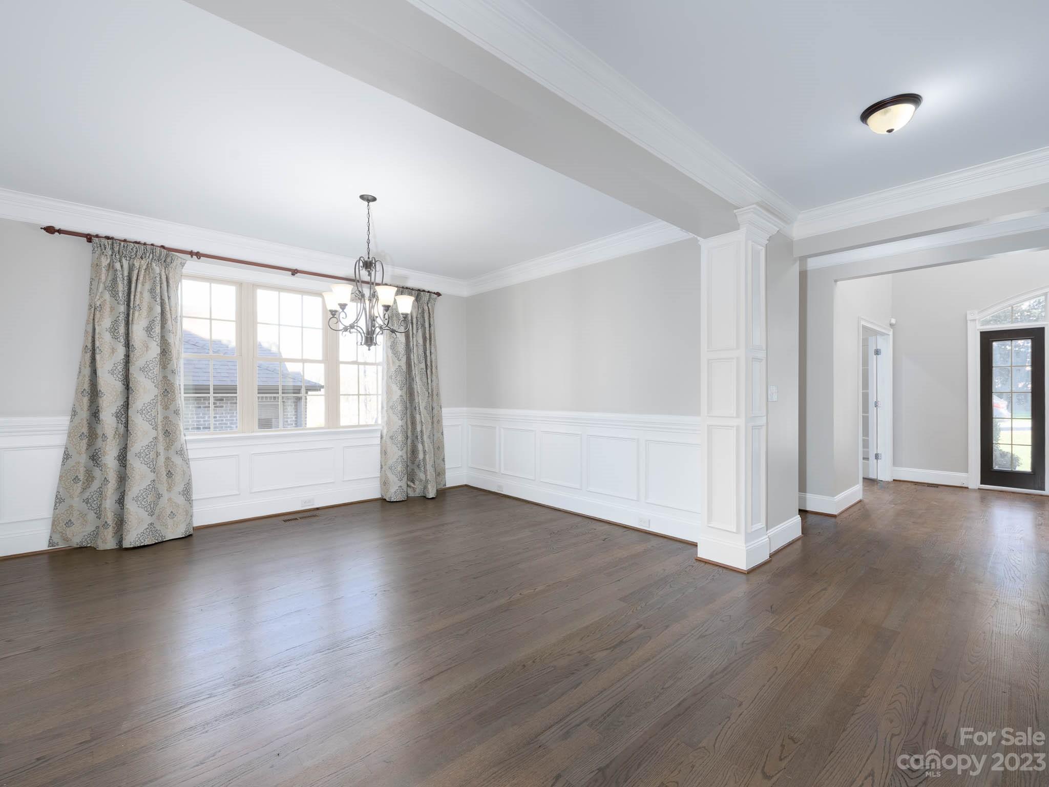 Treetops At Cowans Ford - Residential