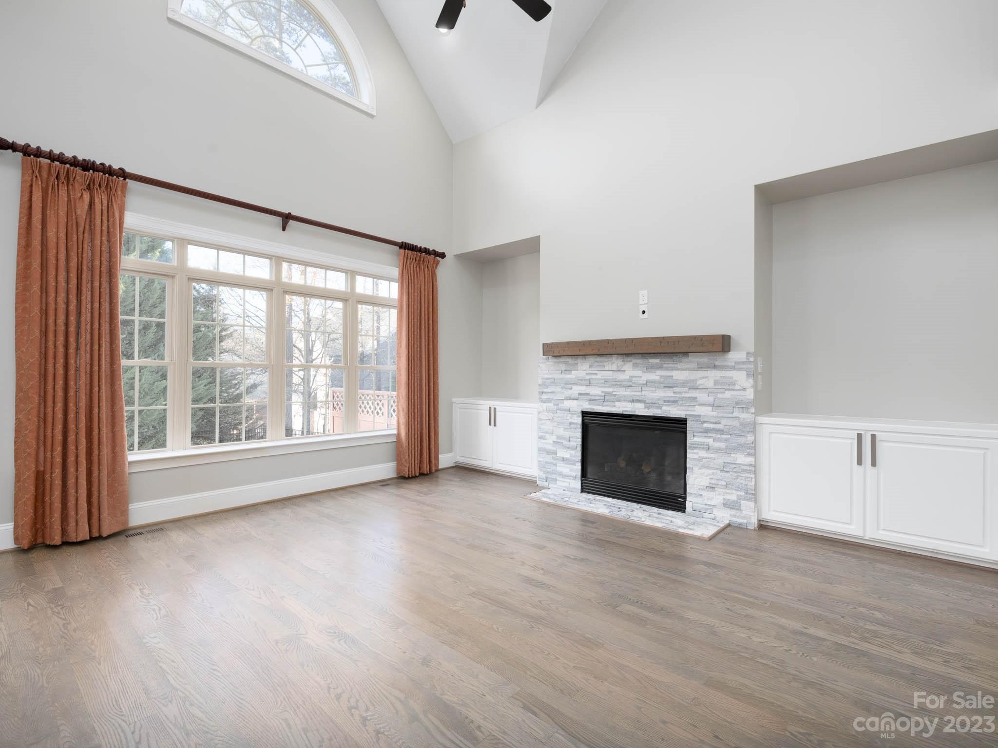 Treetops At Cowans Ford - Residential