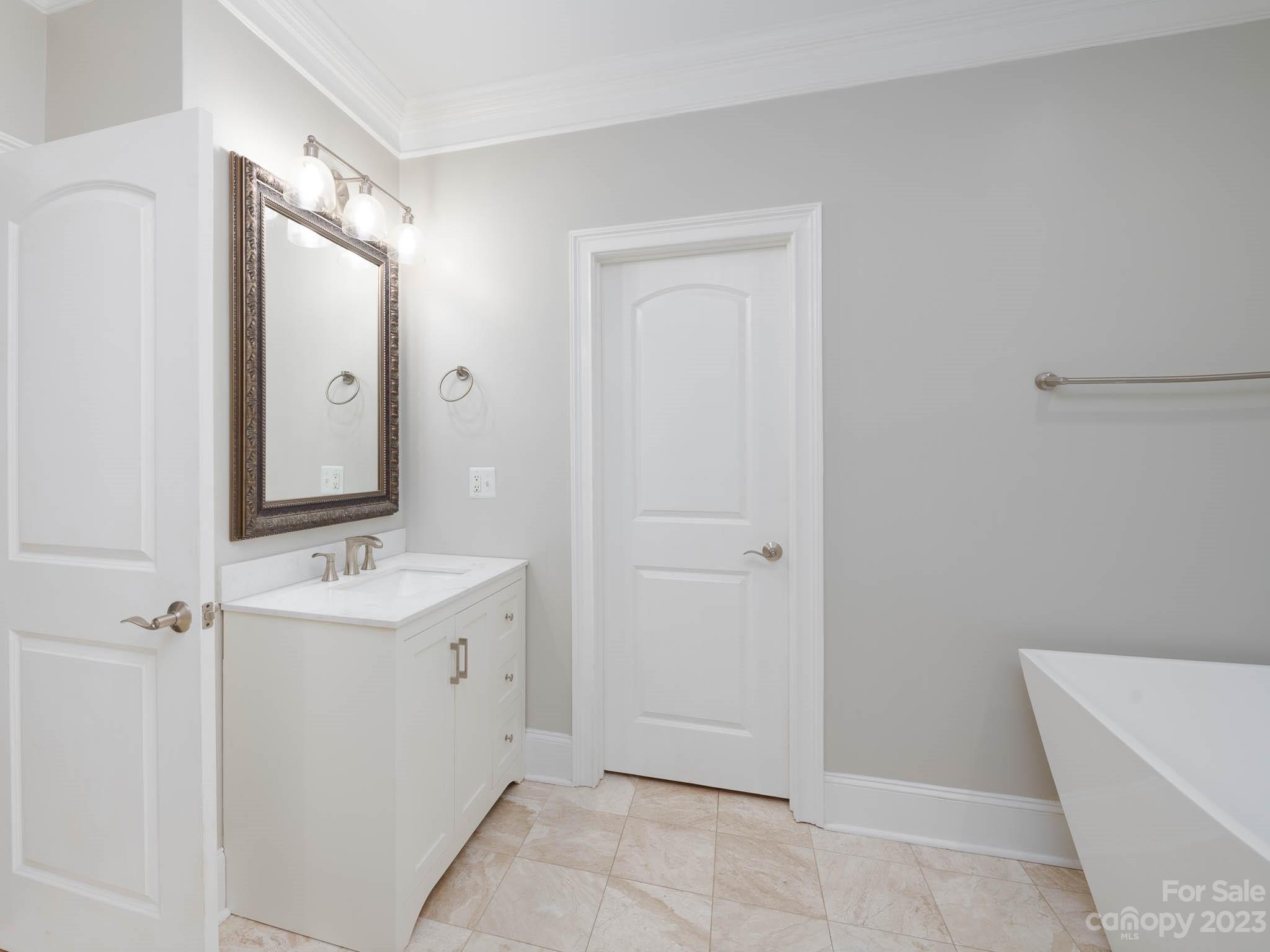 Treetops At Cowans Ford - Residential