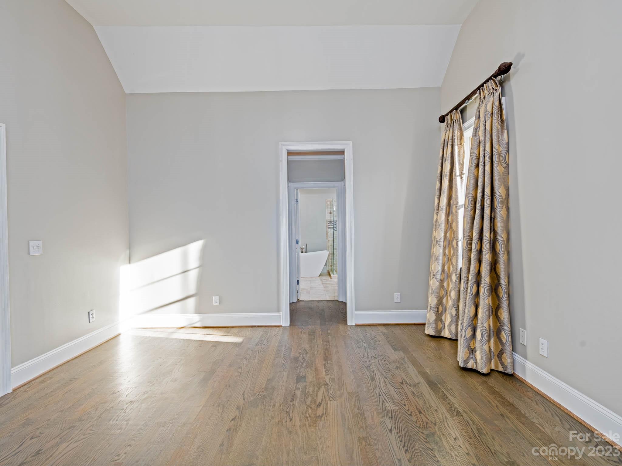 Treetops At Cowans Ford - Residential