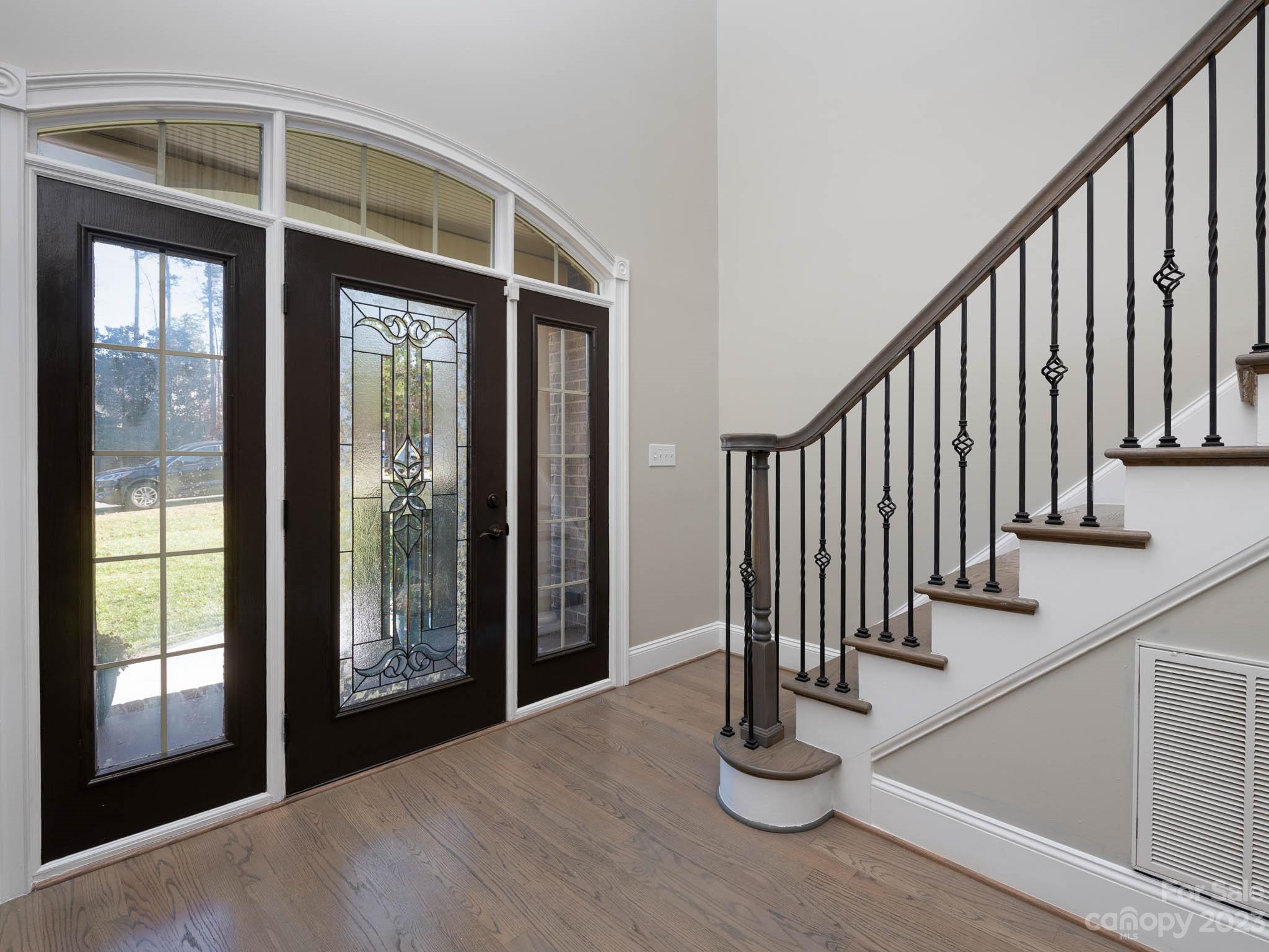 Treetops At Cowans Ford - Residential
