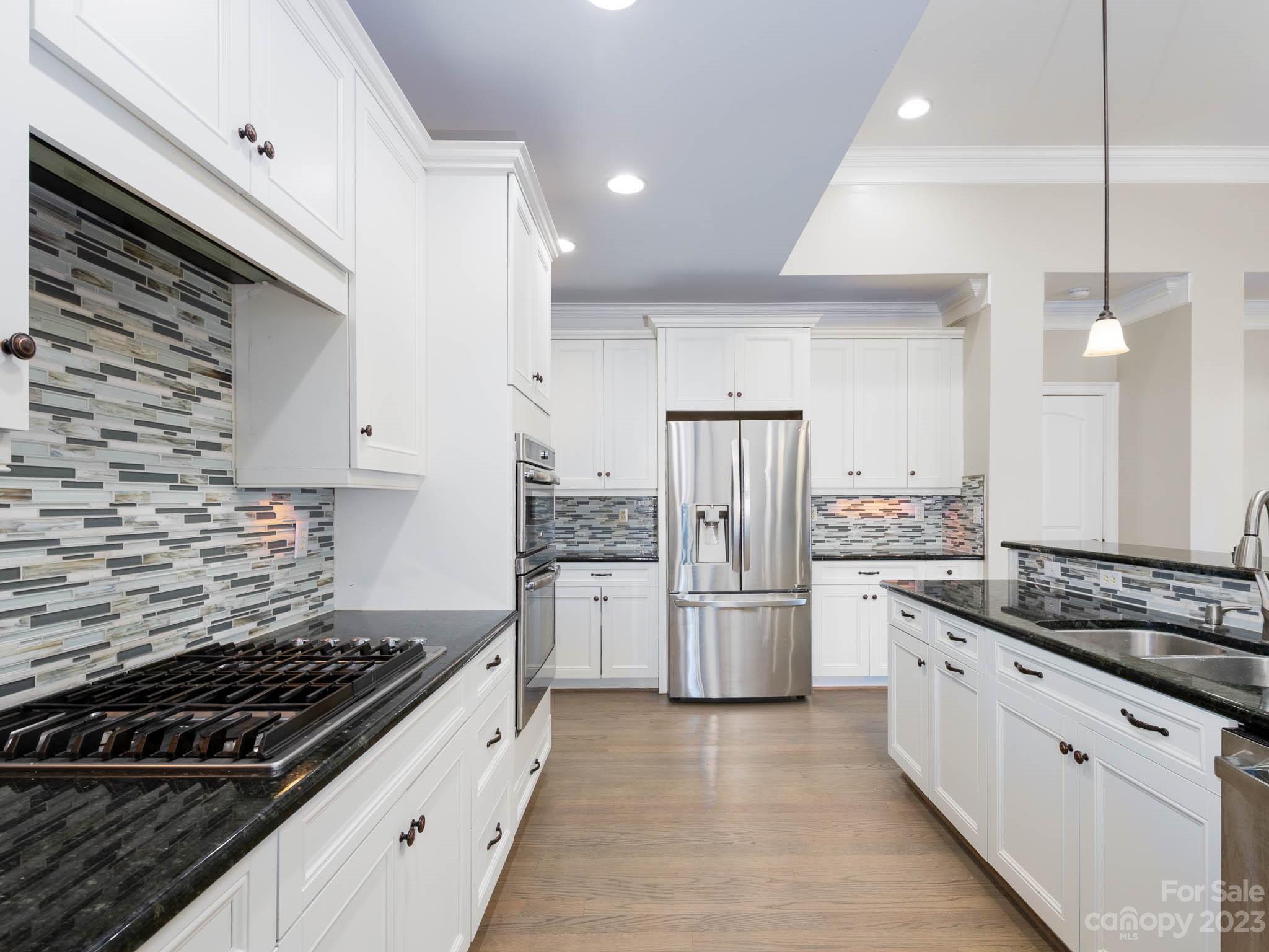 Treetops At Cowans Ford - Residential