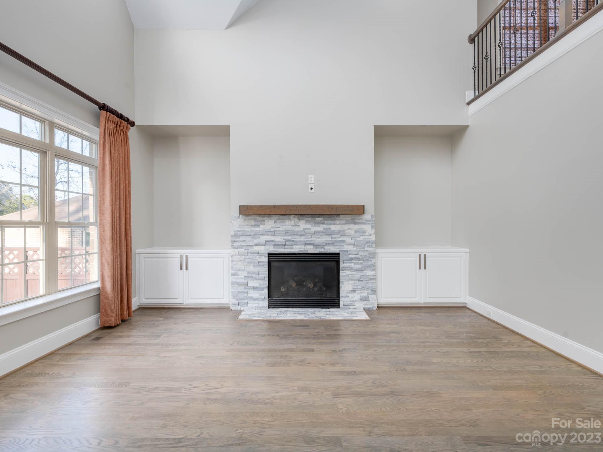Treetops At Cowans Ford - Residential