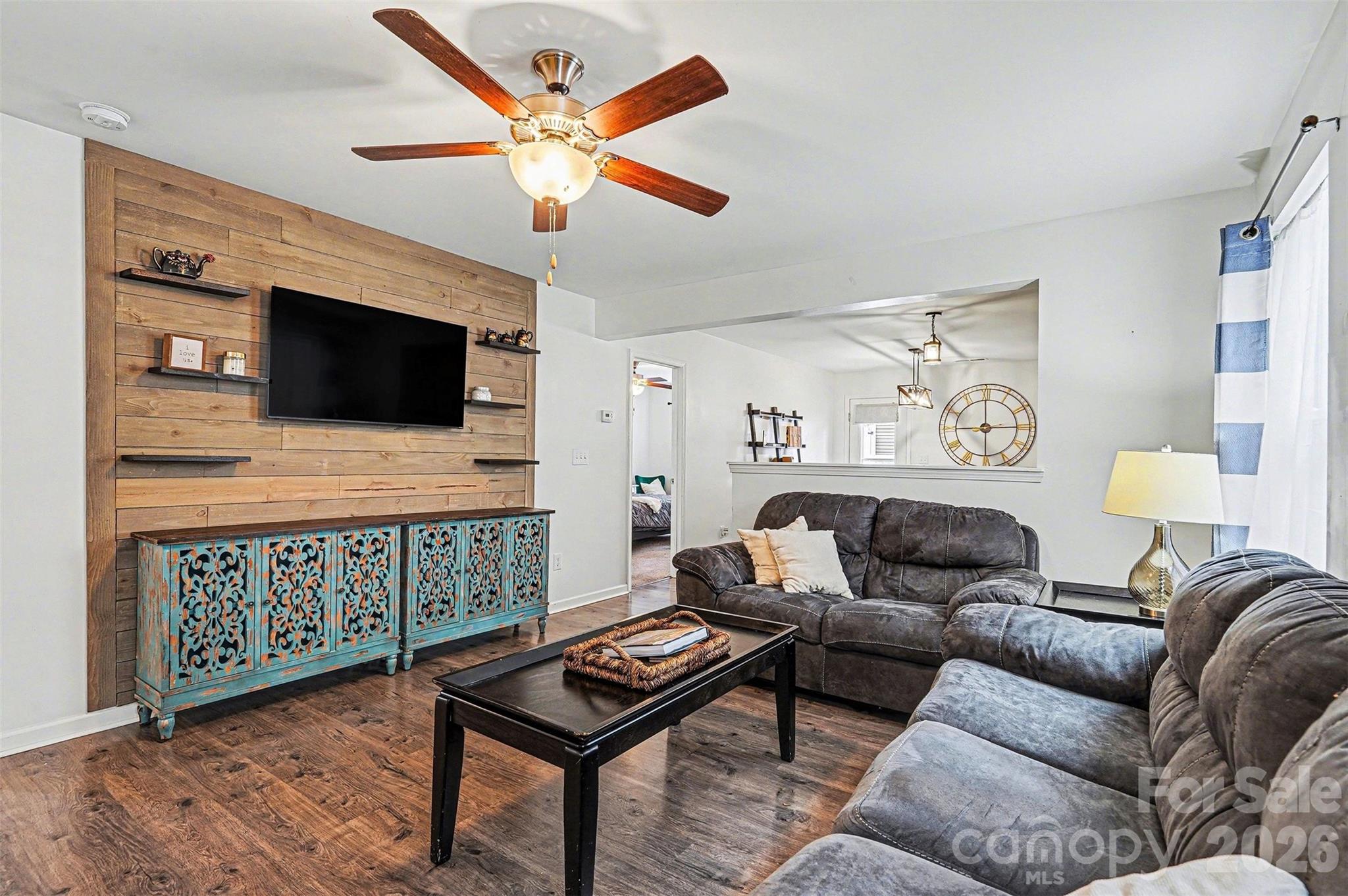 6013 Halliwell Street