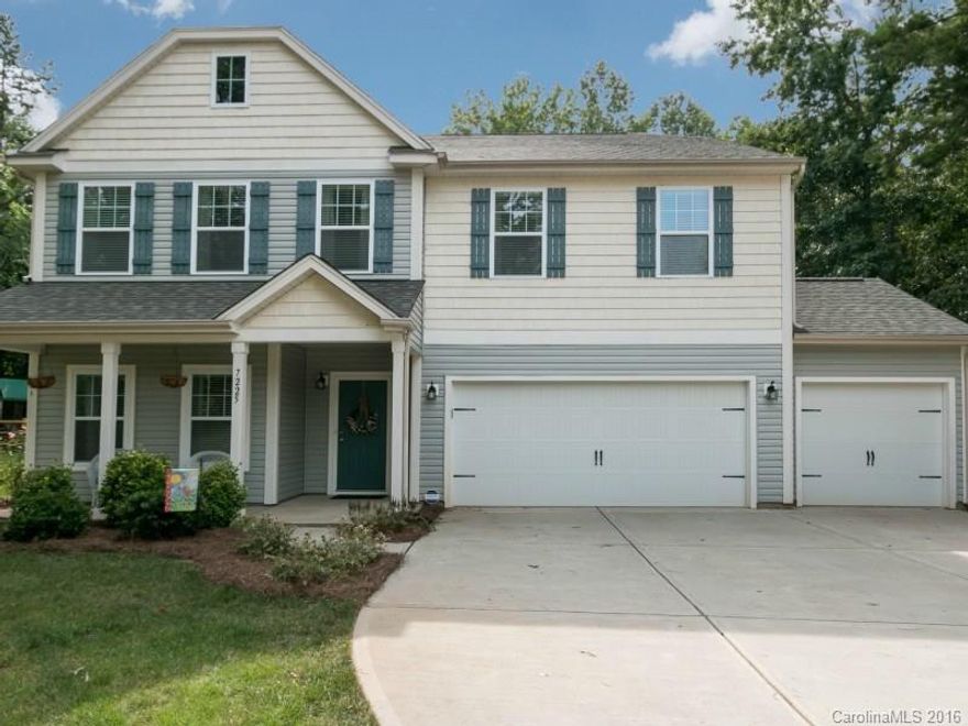 Gorgeous well maintained home featuring a 3 Car Garage! Great layout w/ hardwoods and crown molding on the 1st floor. Great Room with Fireplace. Kitchen features granite counters & stainless appliances. Master Suite on 2nd Floor w/ WIC & elegant private bath. 3 additional Bedrooms on the 2nd Floor. Rec Room. Enjoy outdoors on patio & wooded backyard for privacy! Great location with easy access to all that Charlotte has to offer.