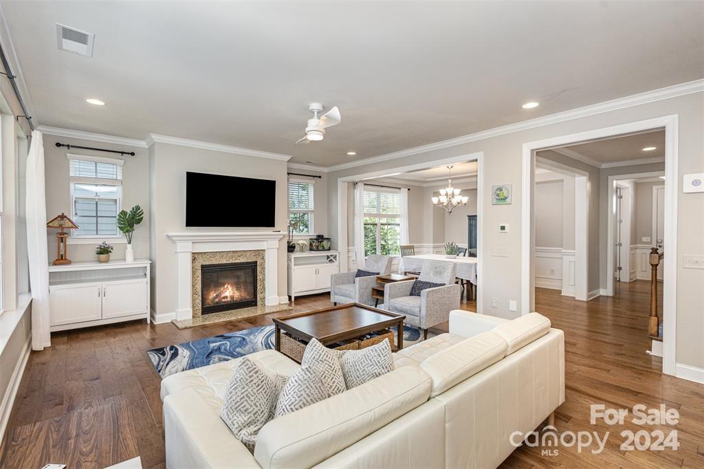 Brayden - Residential