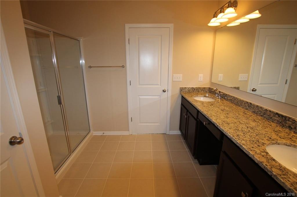 Ellis Pond - Residential