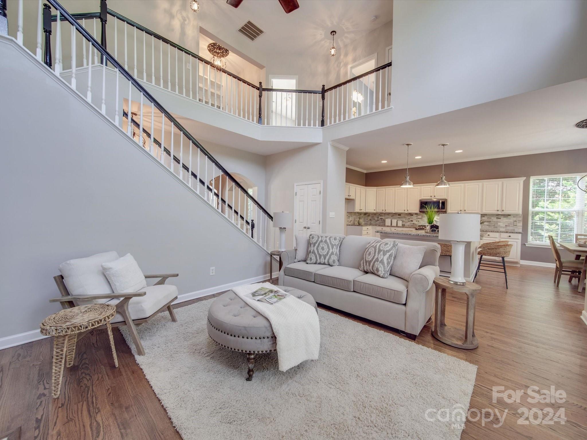 Lake Shore - Residential