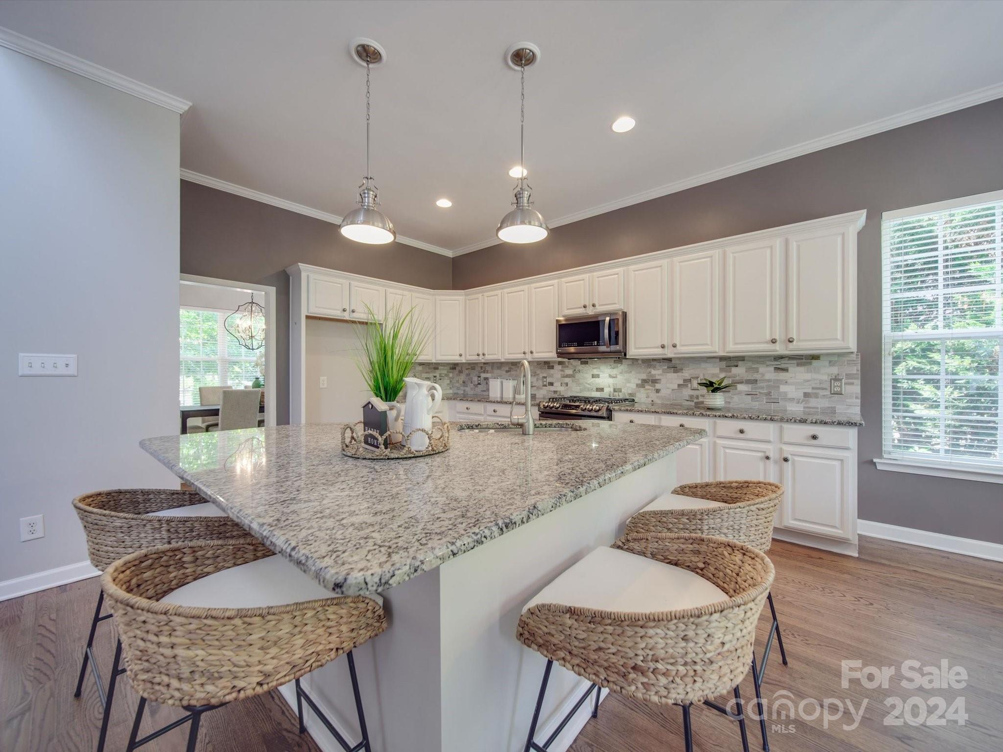 Lake Shore - Residential