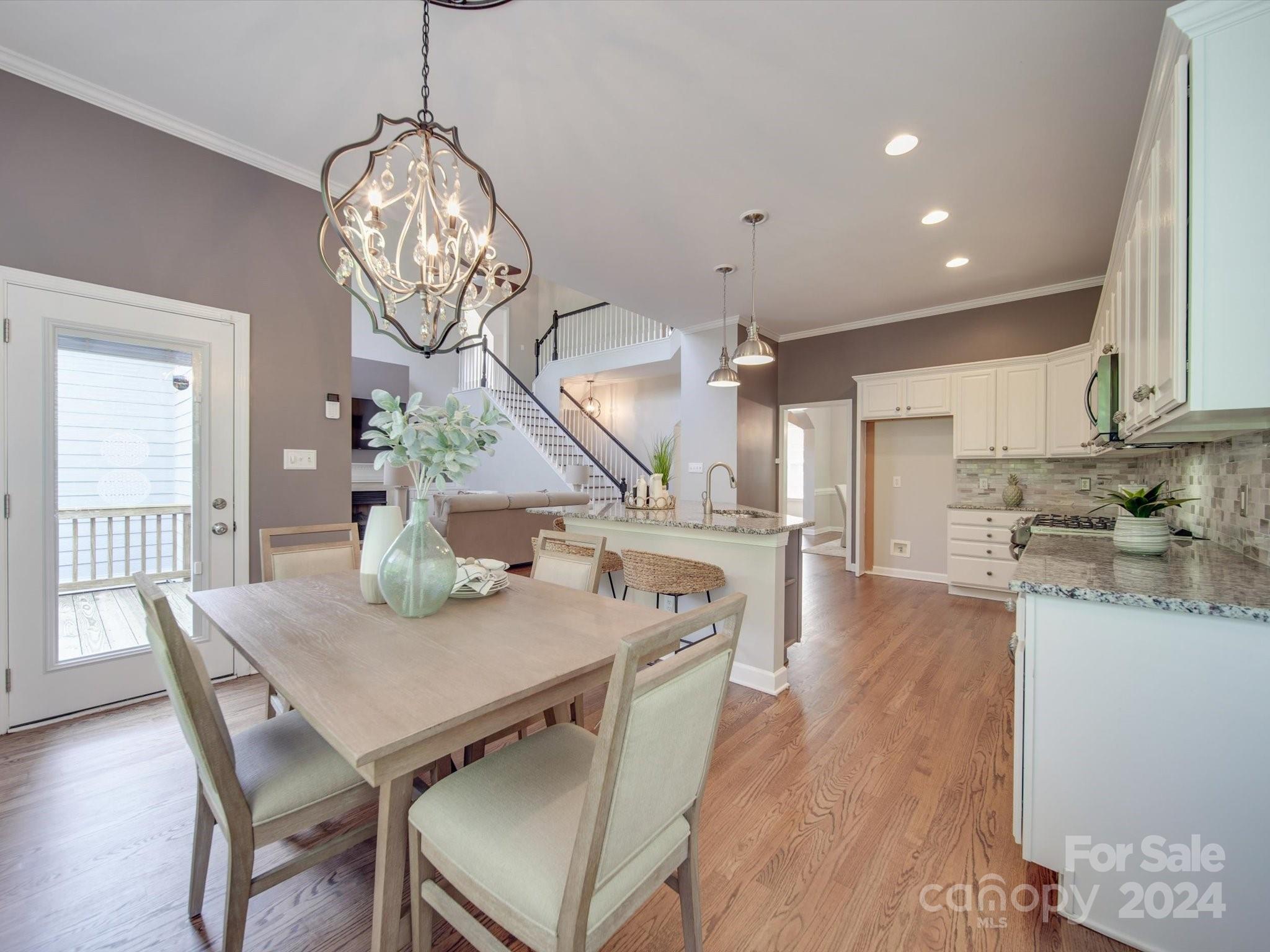 Lake Shore - Residential