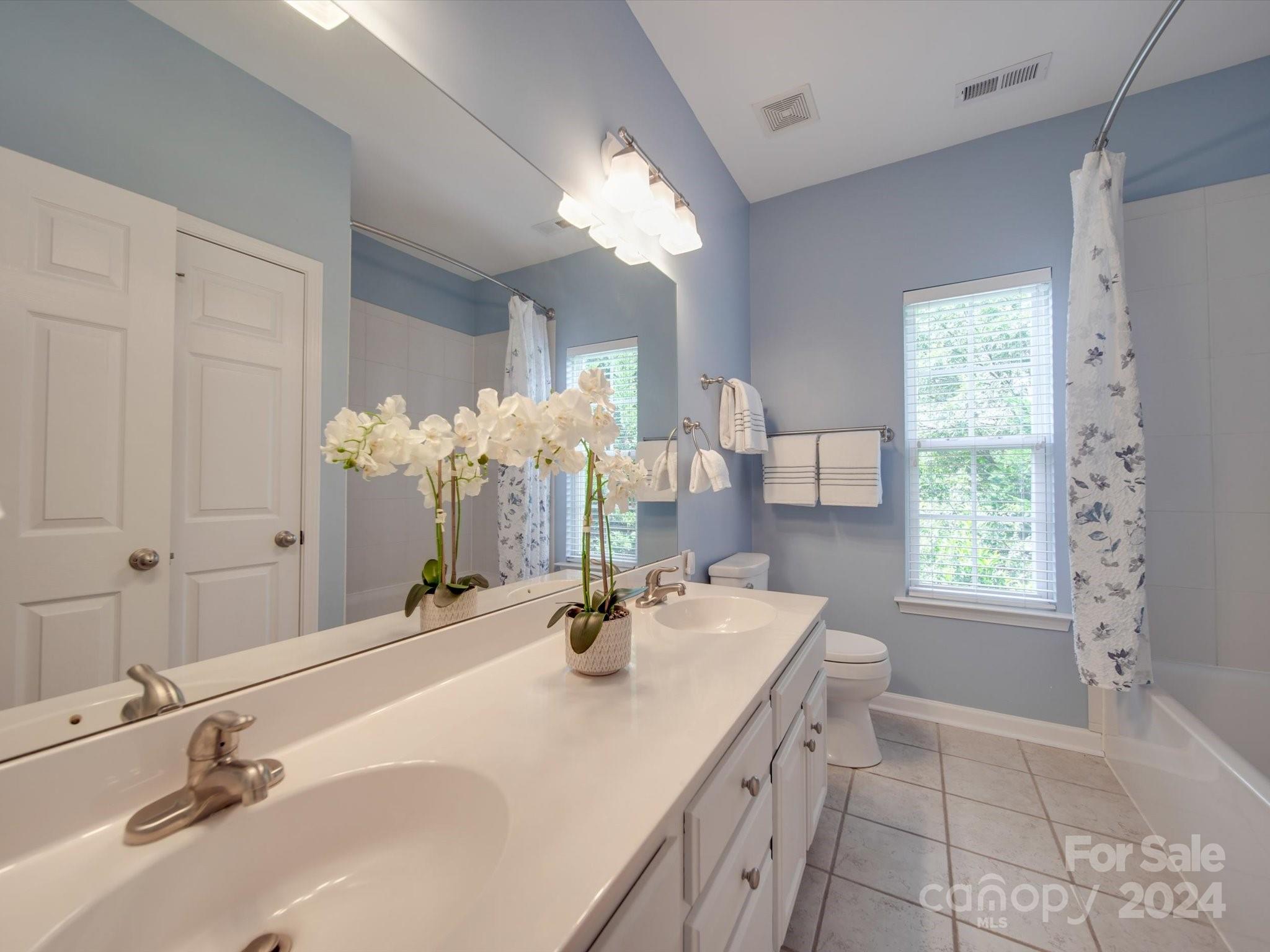 Lake Shore - Residential