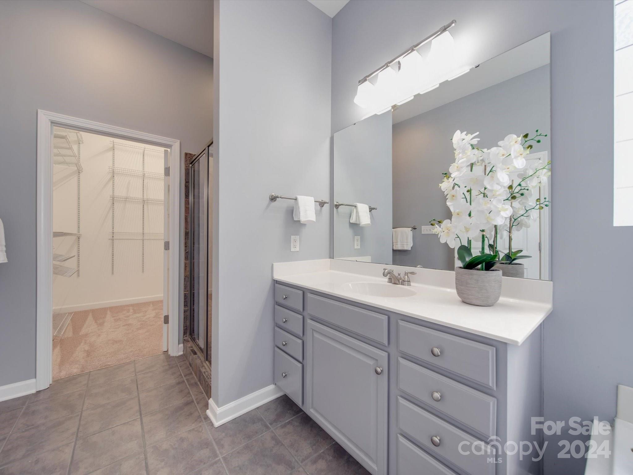 Lake Shore - Residential