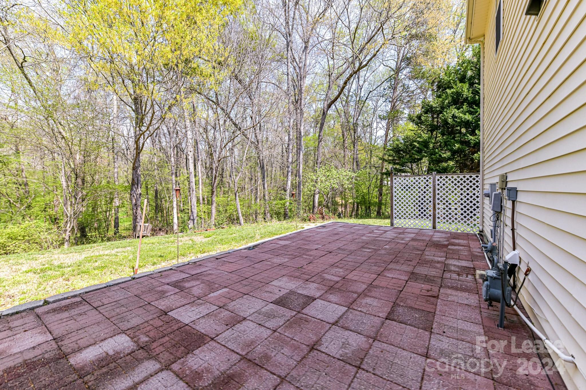 Cardinal Woods - Residential Lease