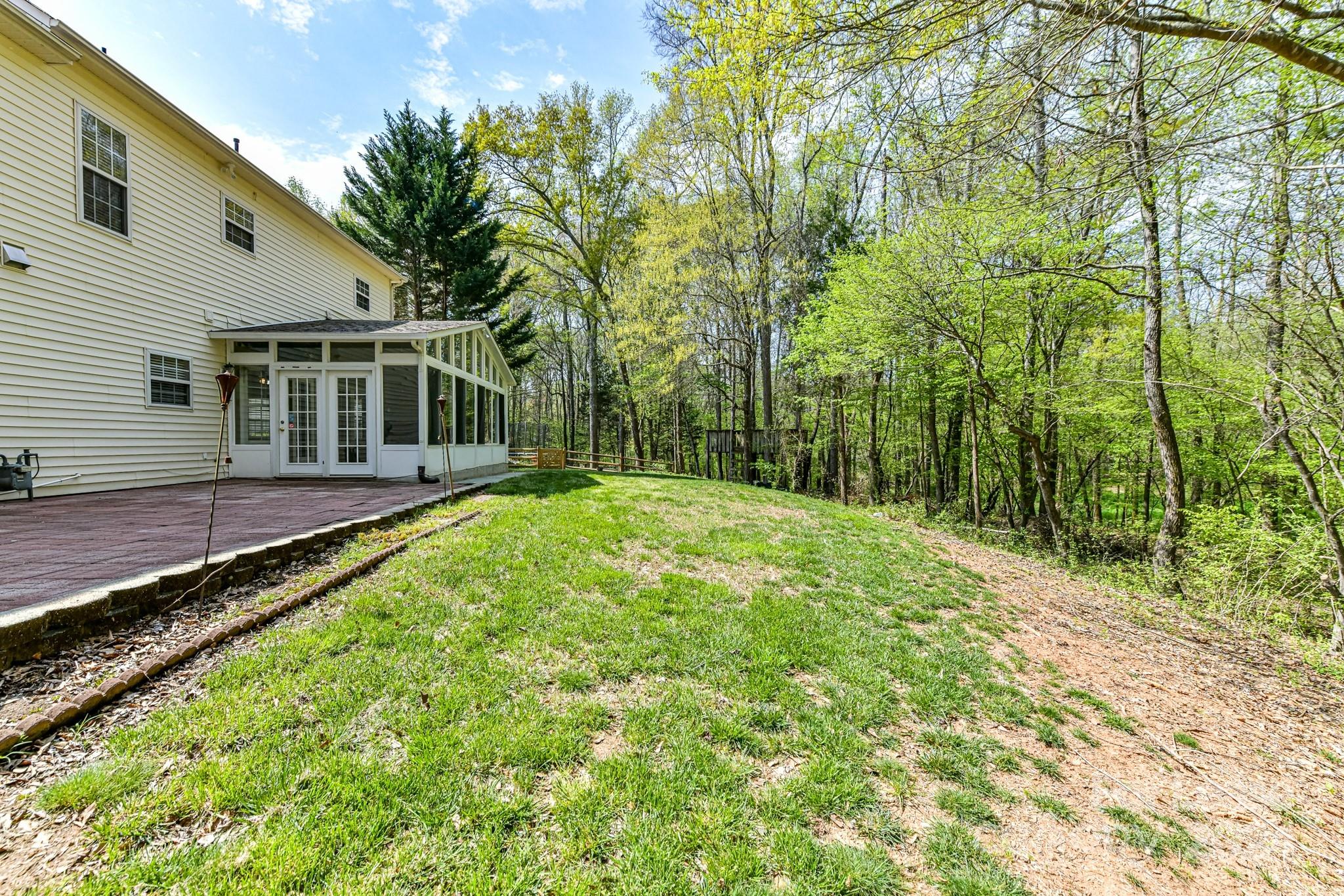 Cardinal Woods - Residential Lease