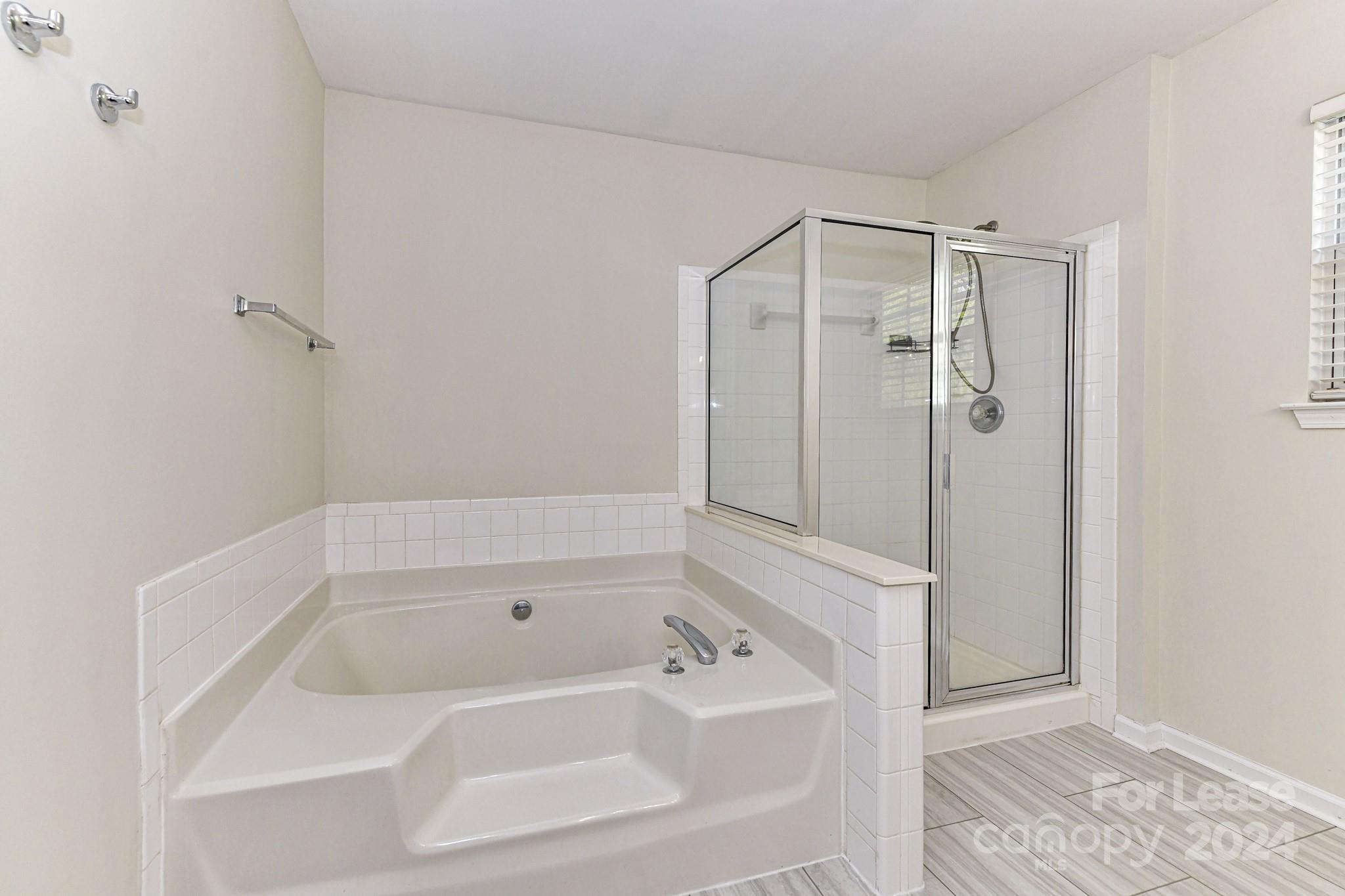 Cardinal Woods - Residential Lease