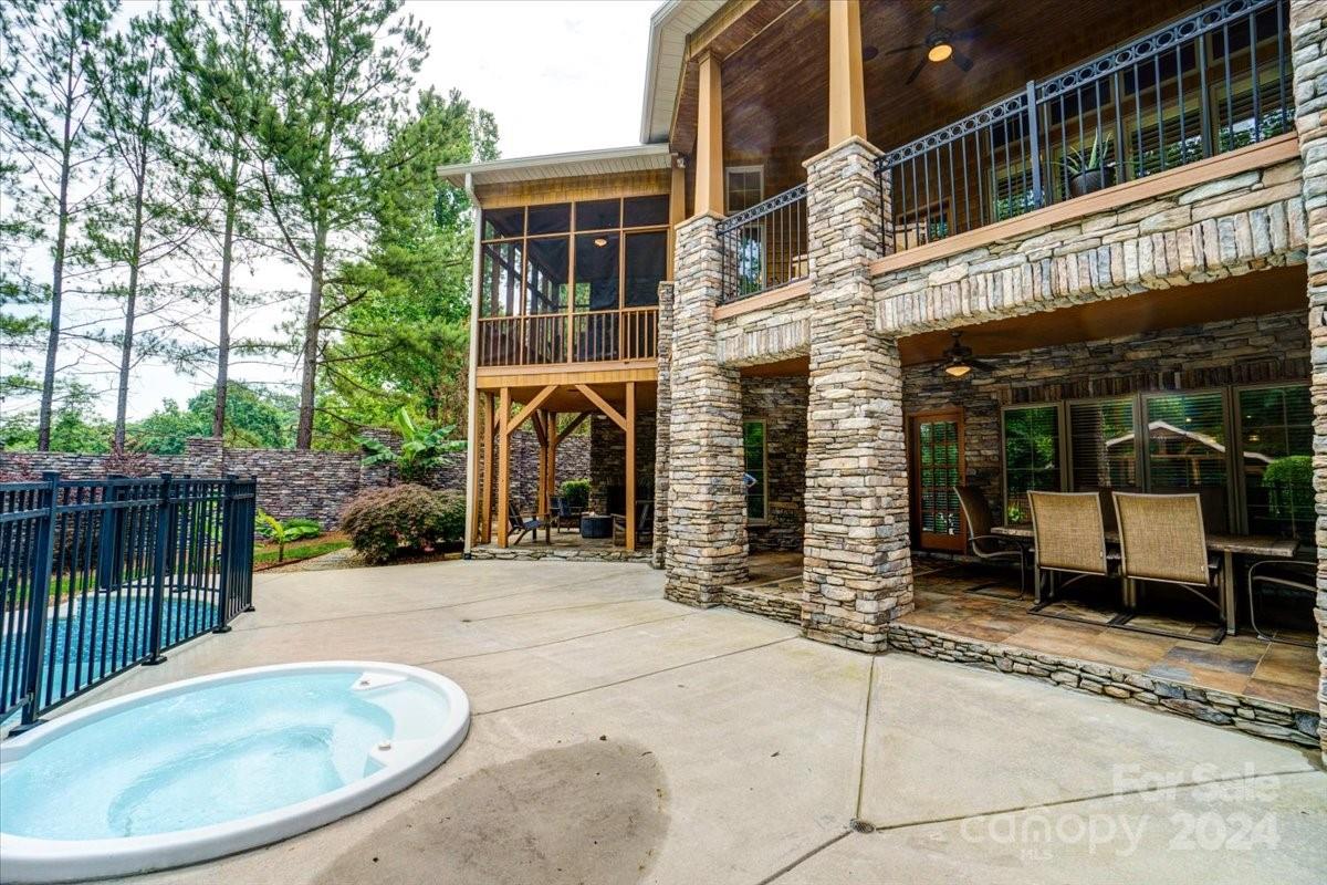 Dogwood Shores - Residential