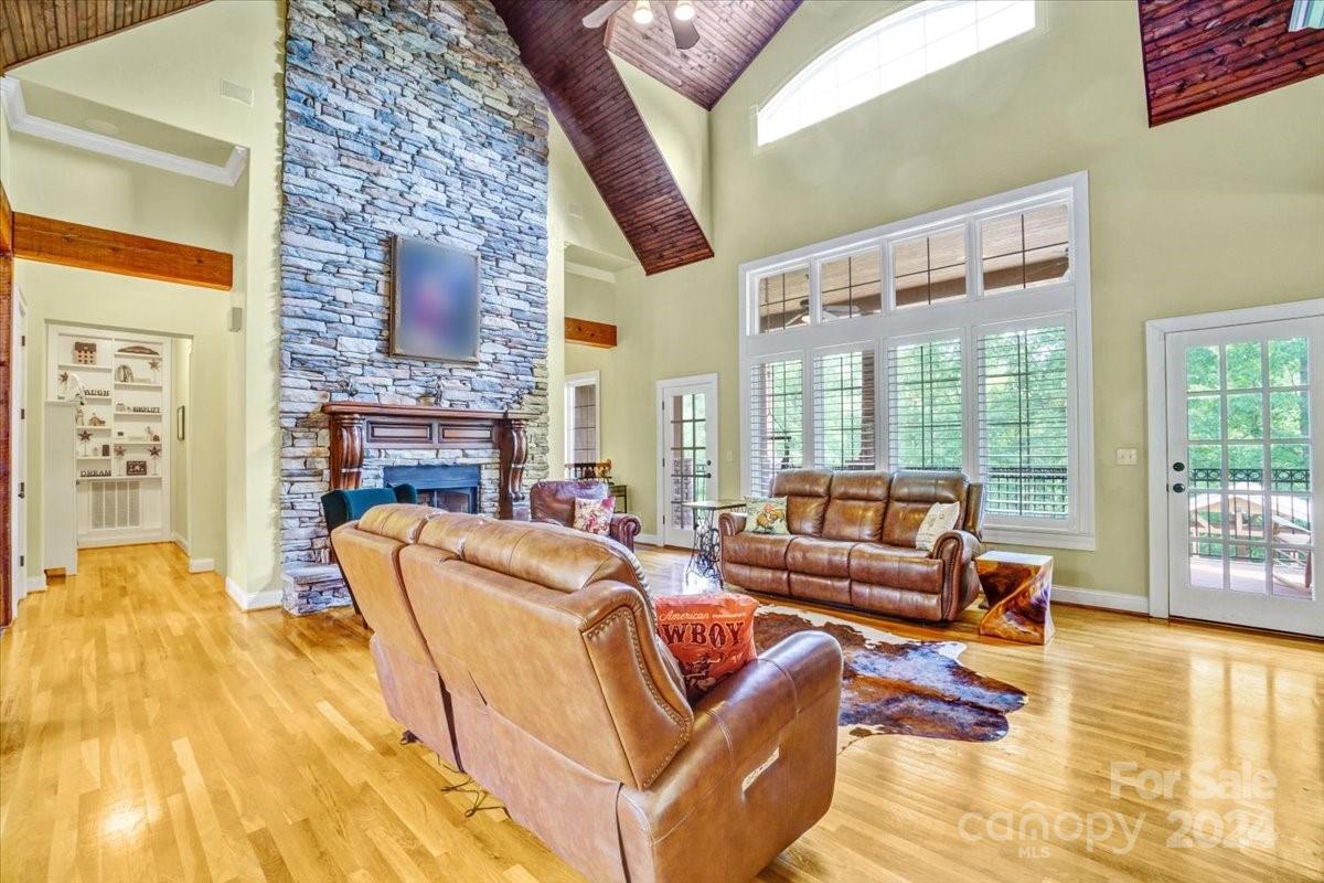 Dogwood Shores - Residential