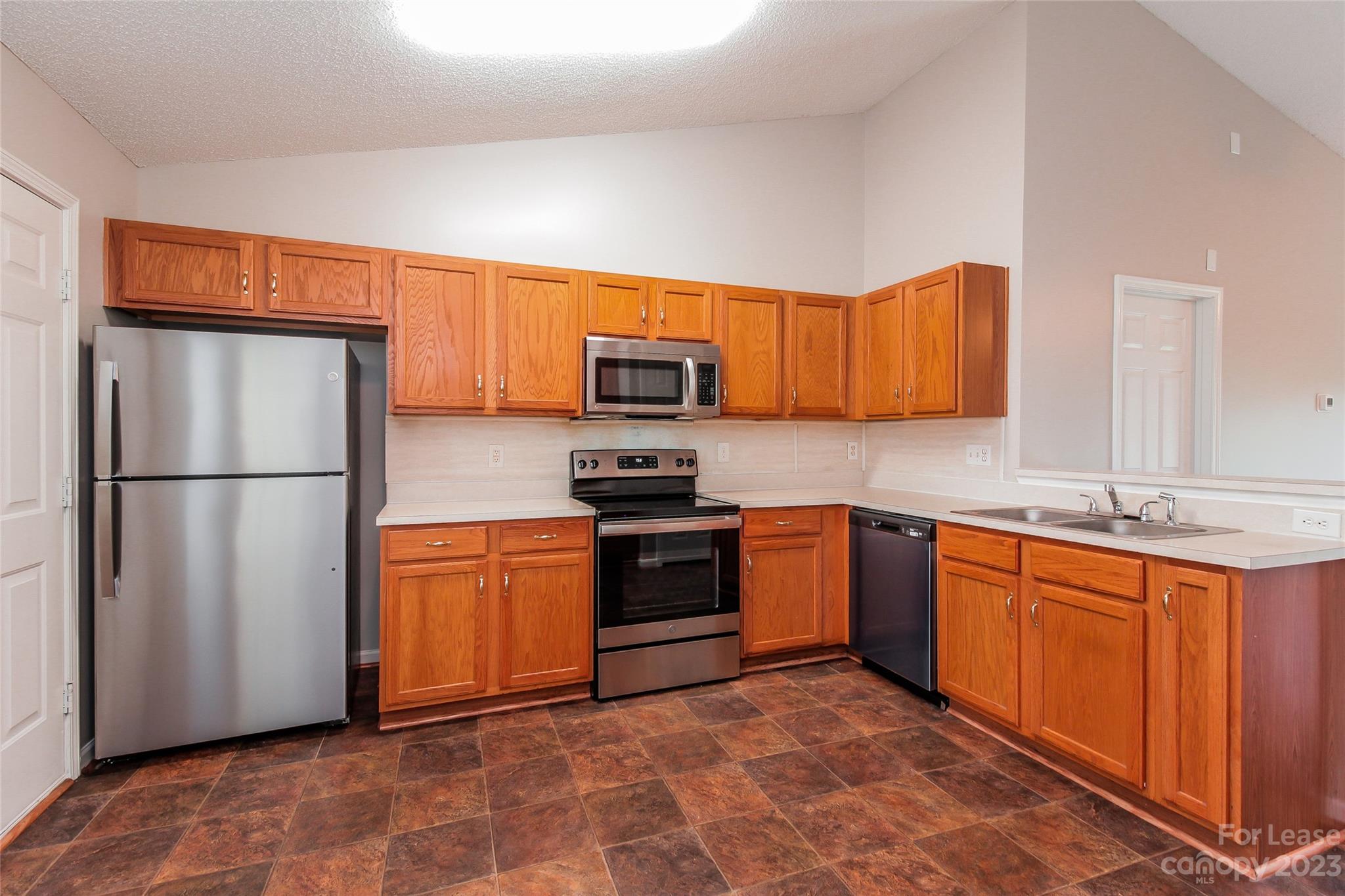 Unknown - Residential Lease