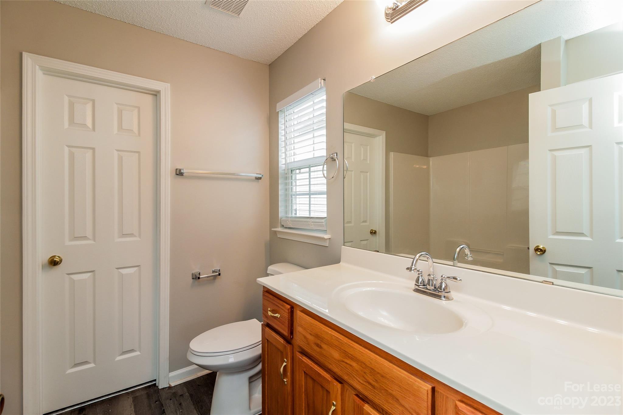 Unknown - Residential Lease