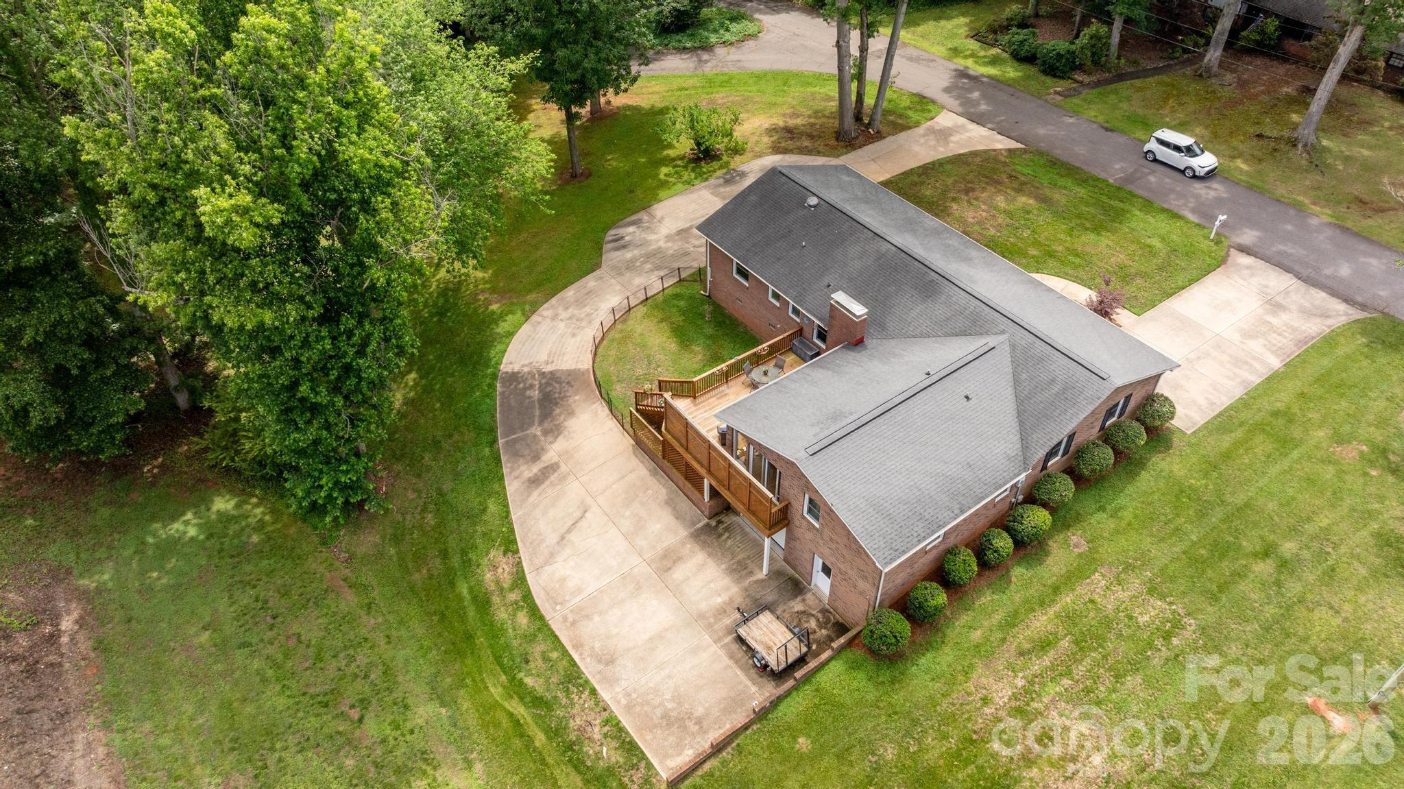 3301 Windsor Place
