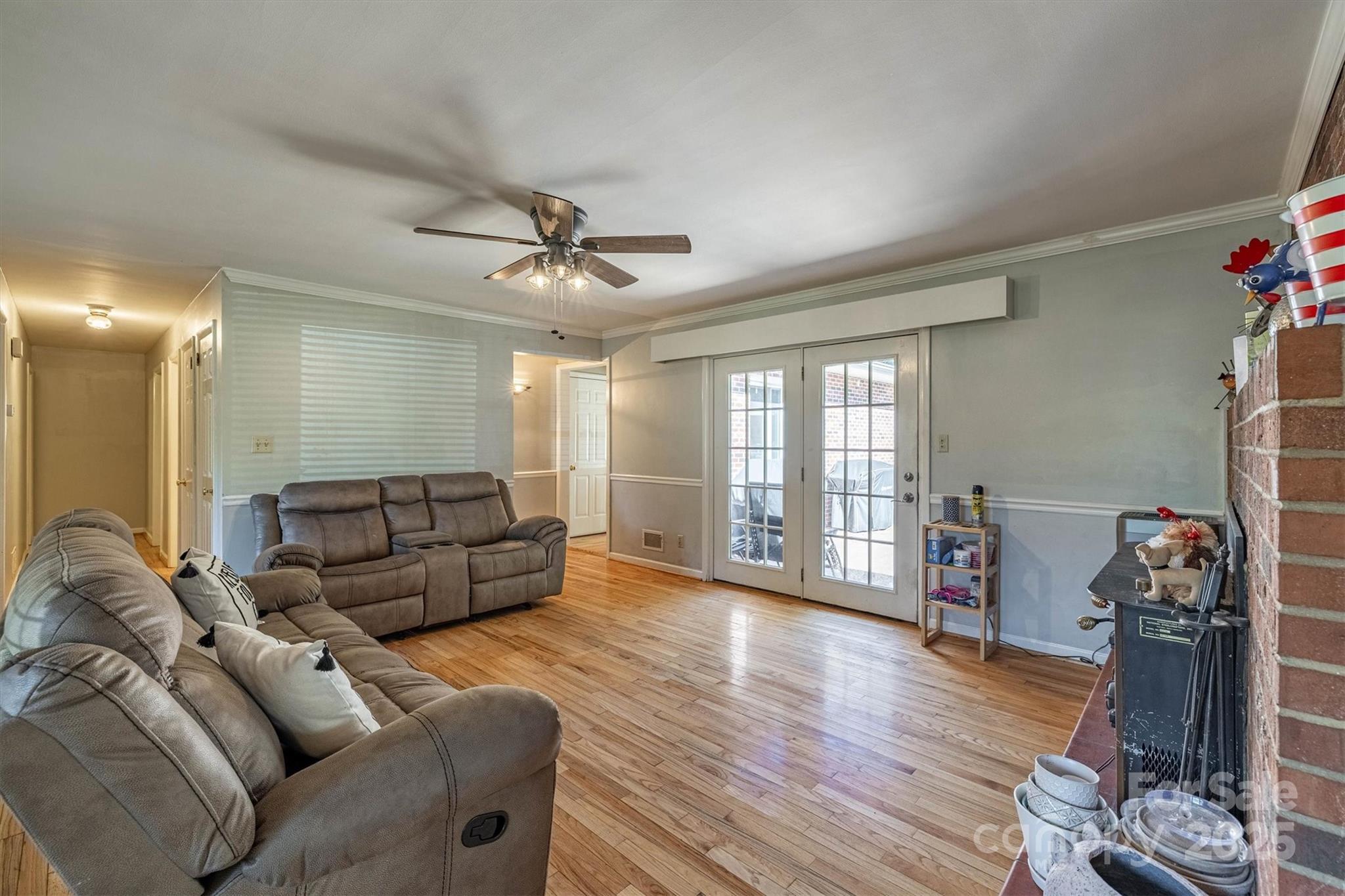 Sandy Ridge Acres - Residential