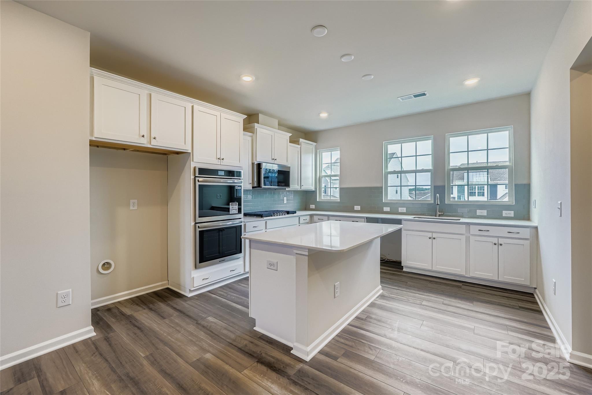 4156 Skyboat Circle