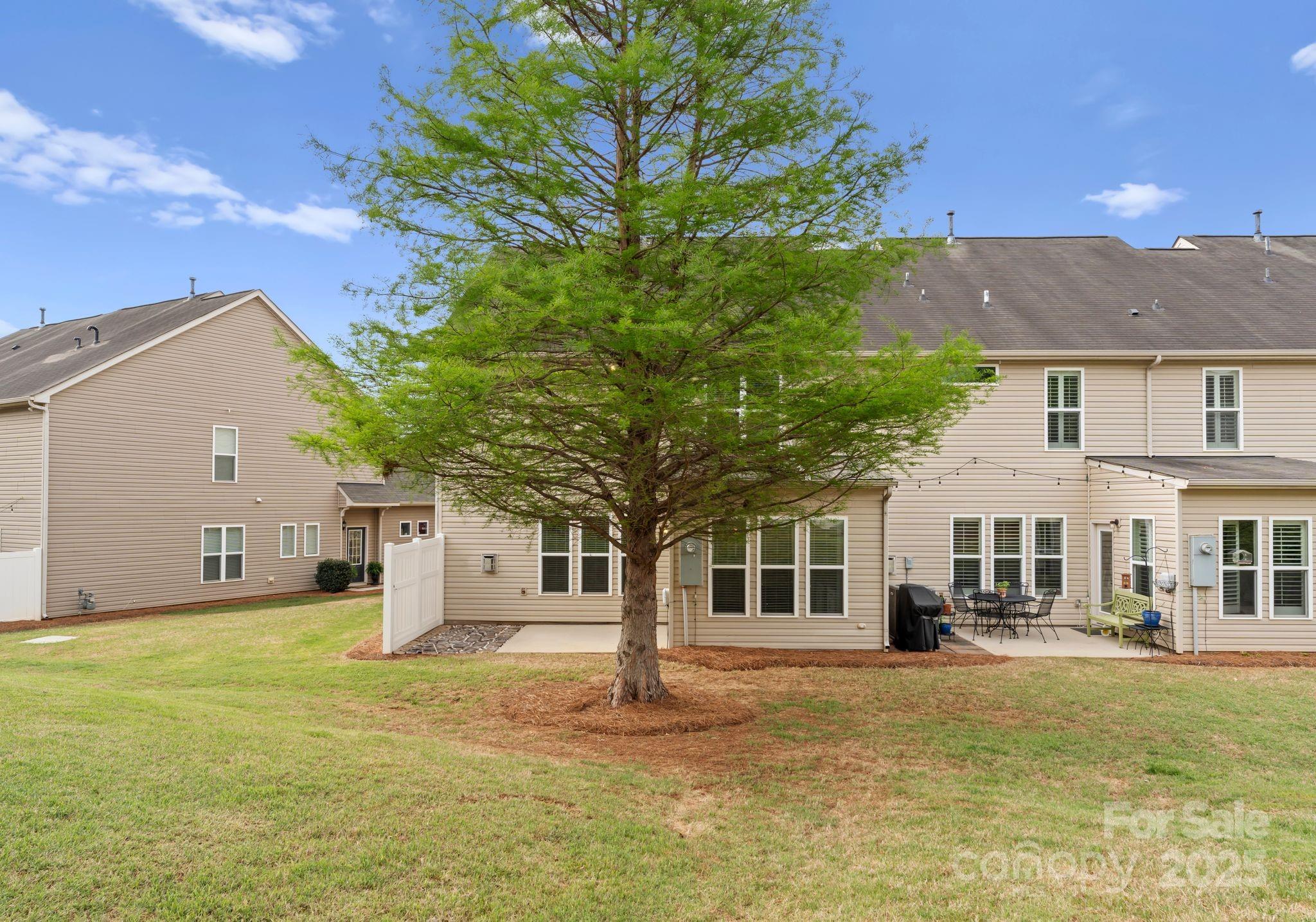 Park South Station - Residential