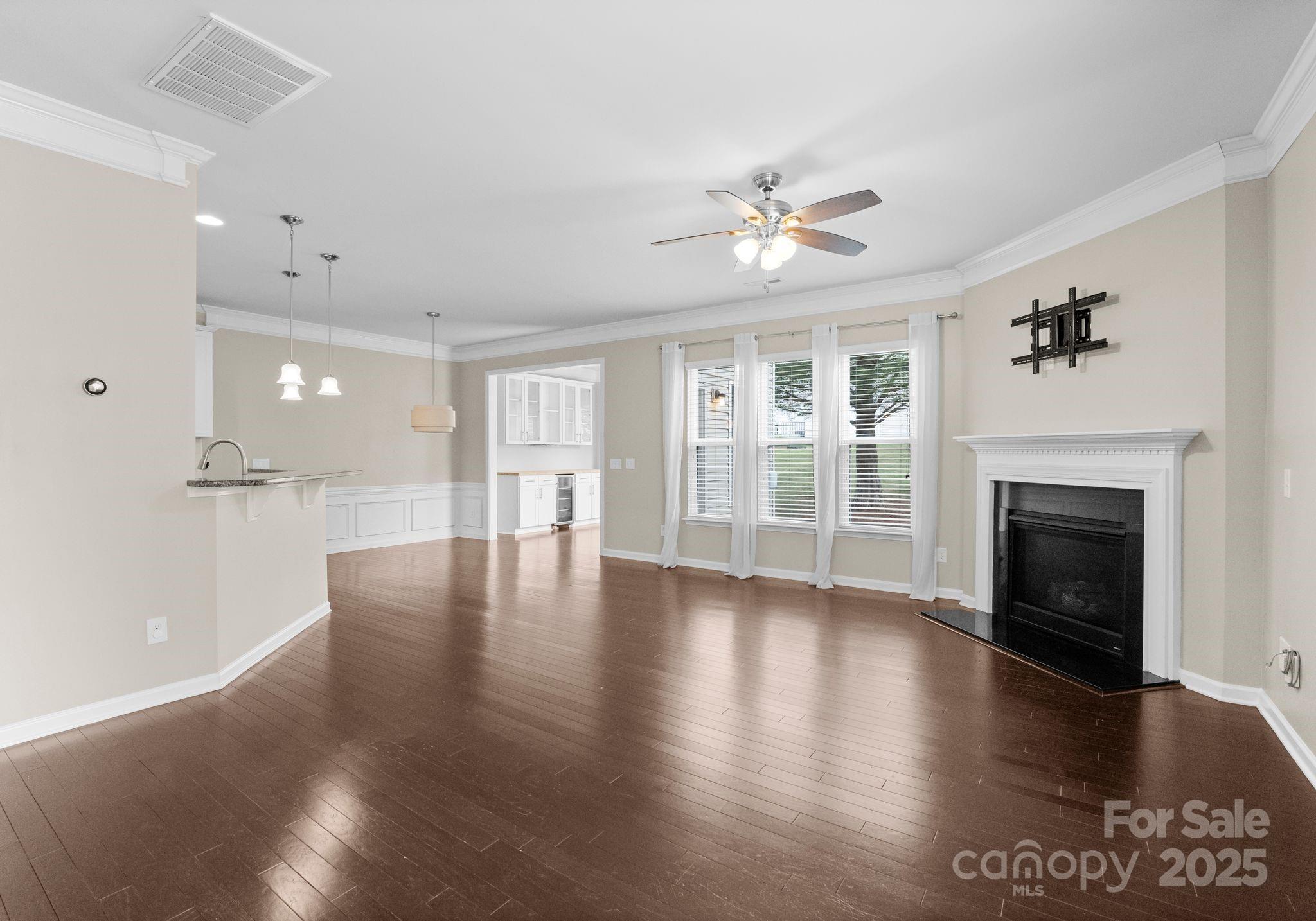 Park South Station - Residential