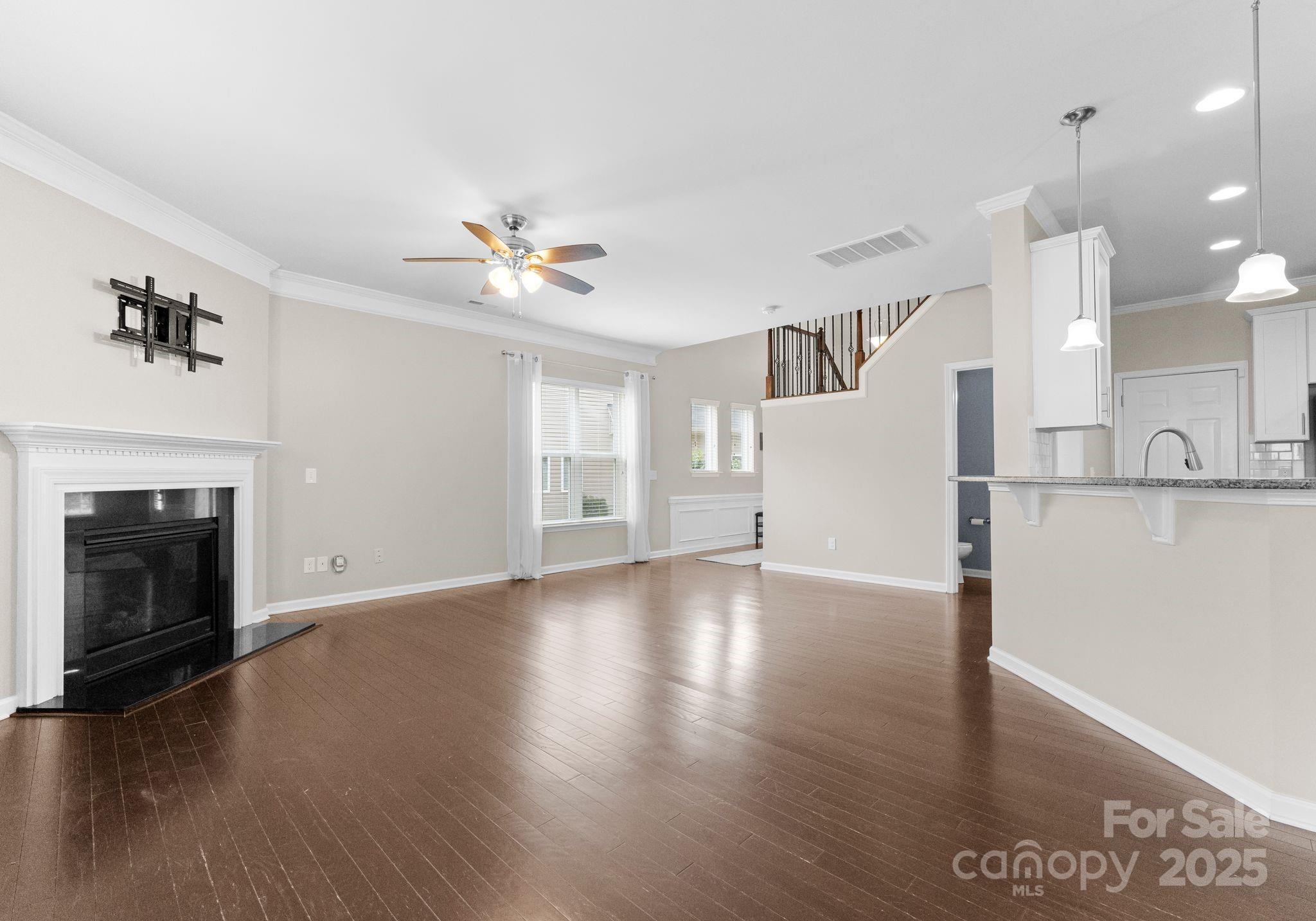 Park South Station - Residential