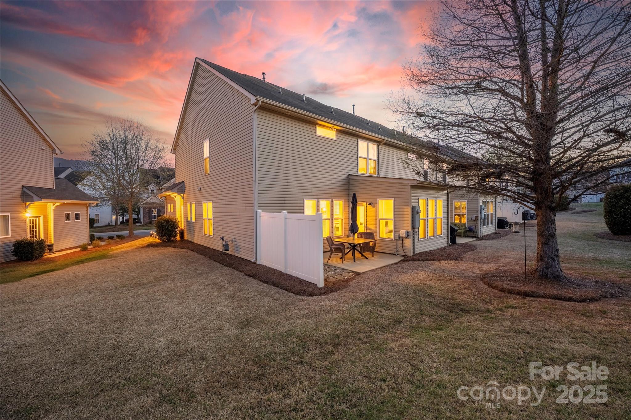 Park South Station - Residential