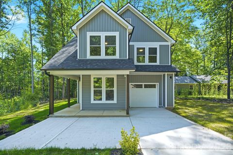 1731 Deer Street Charlotte NC 28214