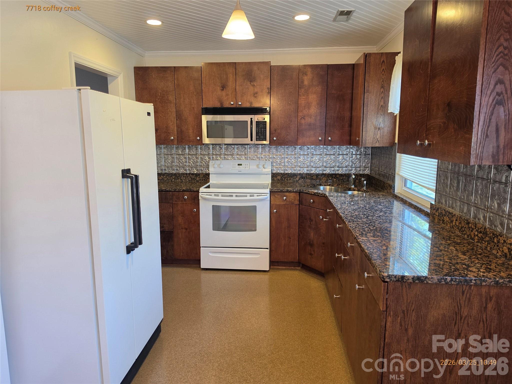 Olde Whitehall - Residential