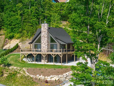 Photo of 96 Crystal Lake Drive, Hendersonville, NC 28739 (MLS # 4383491)